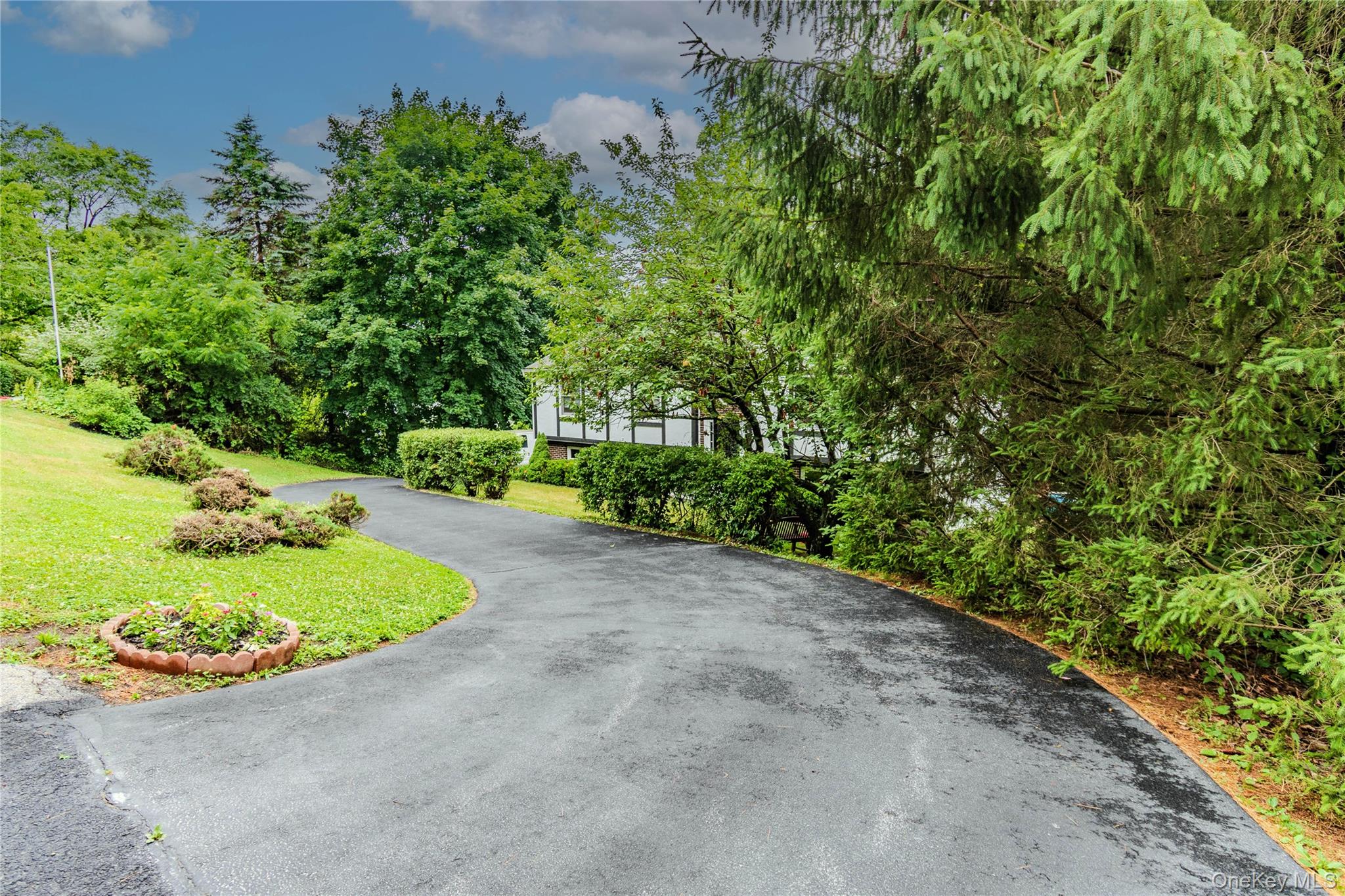 7 Colleen Lane – For Sale photo 15