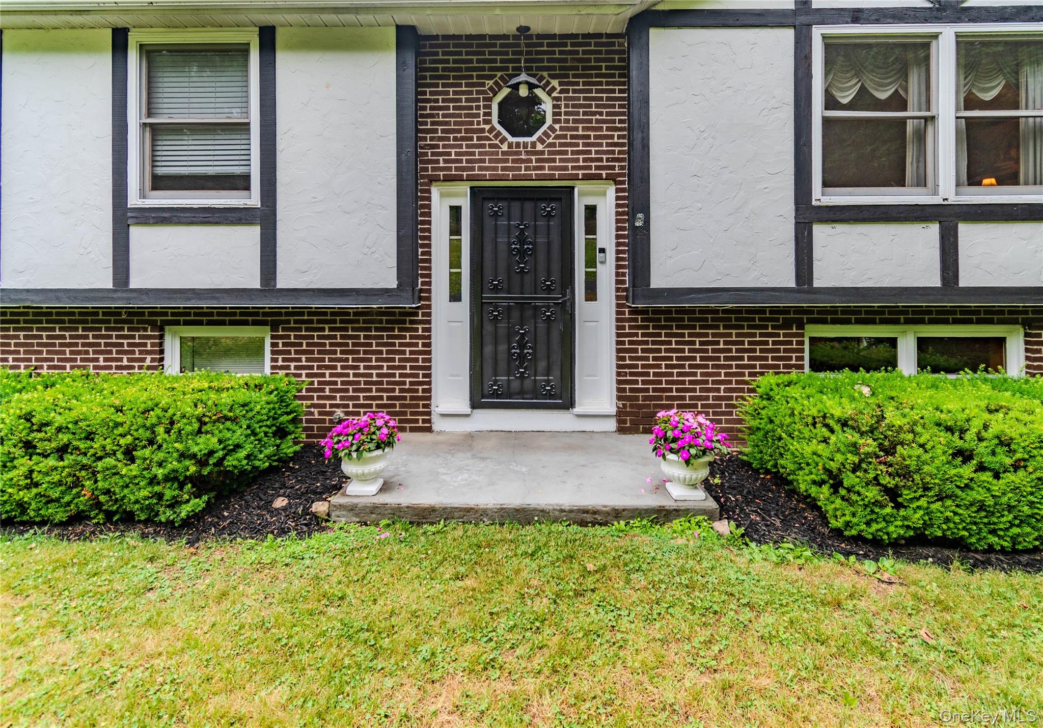7 Colleen Lane – For Sale photo 39