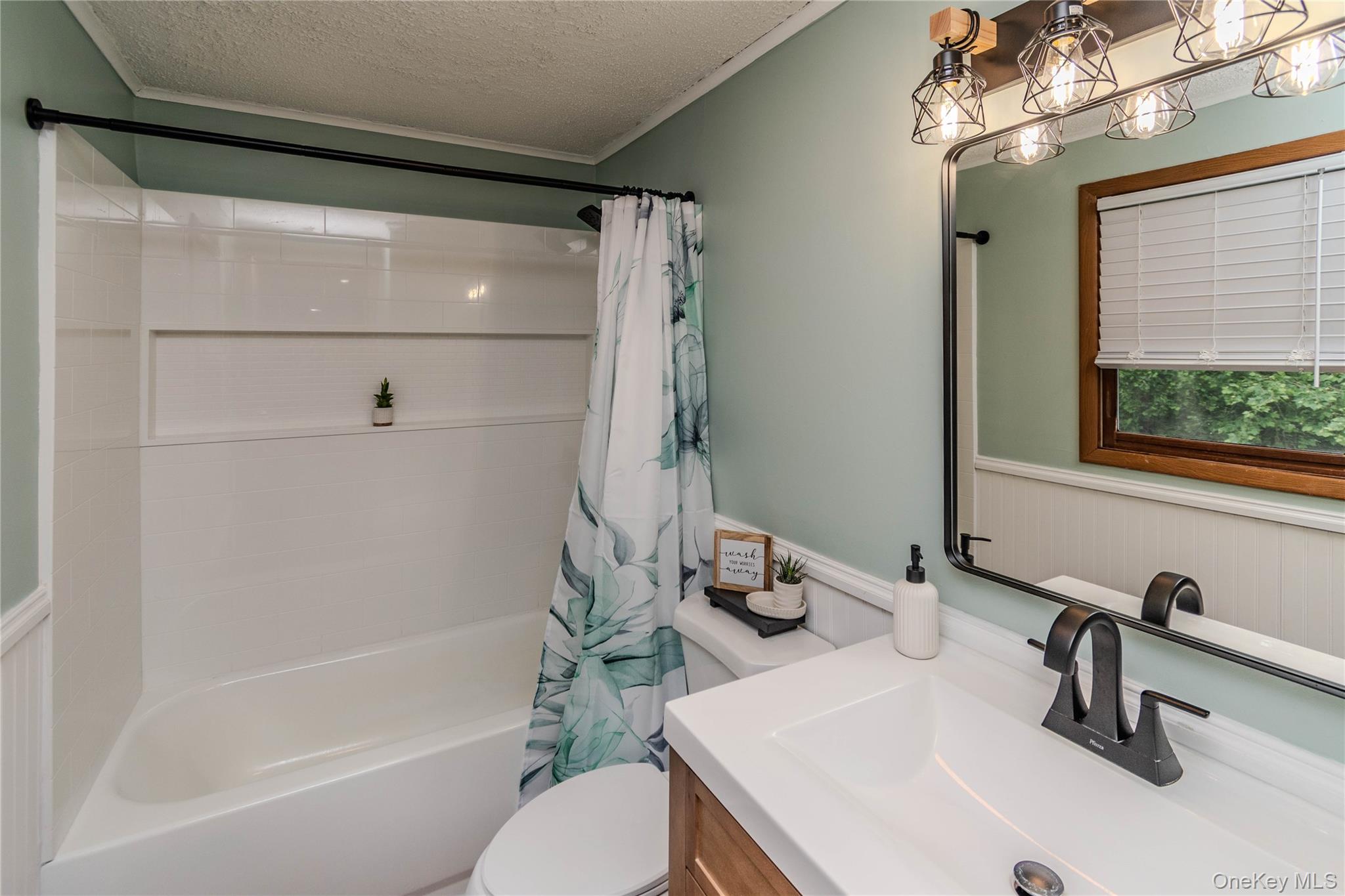 7 Colleen Lane – For Sale photo 26