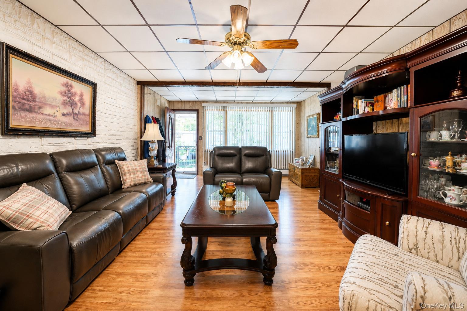 6149 62nd Avenue – For Sale photo 5