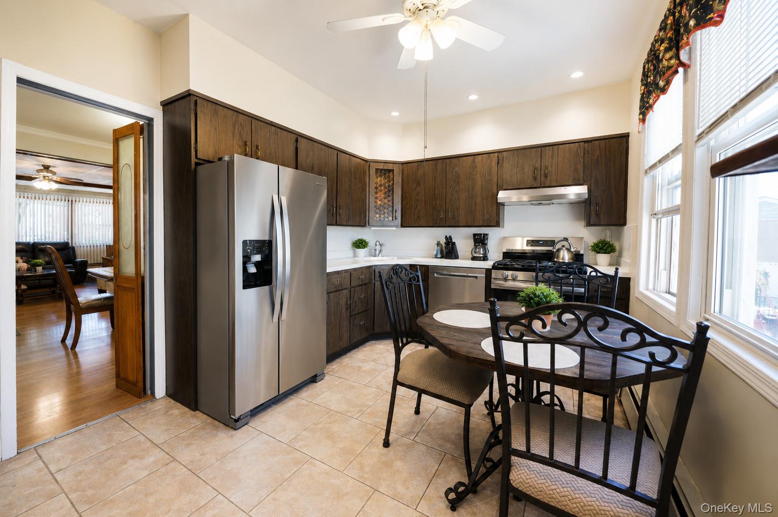 6149 62nd Avenue – For Sale photo 8