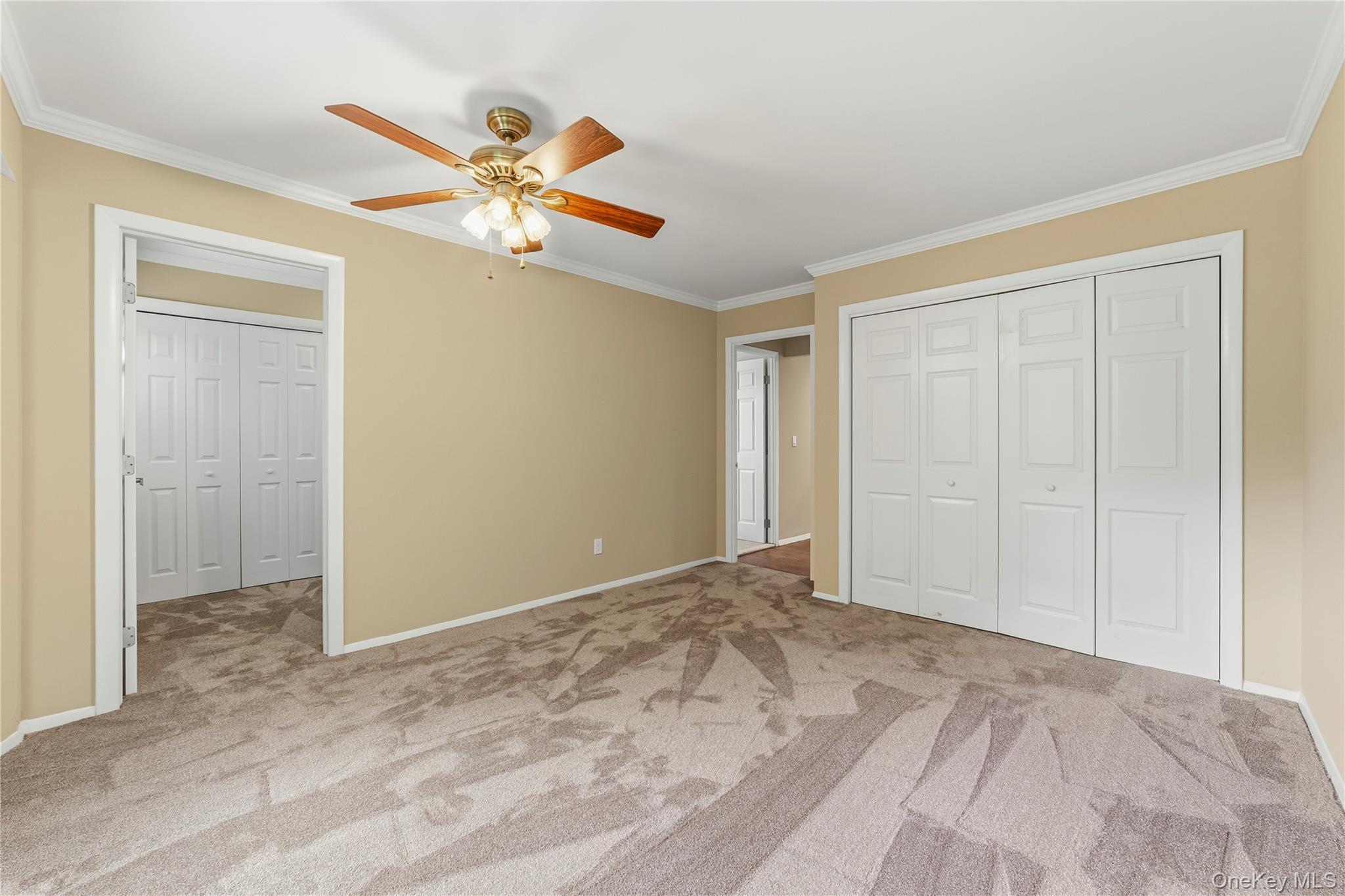 27 Walden Court, Unit J photo 16