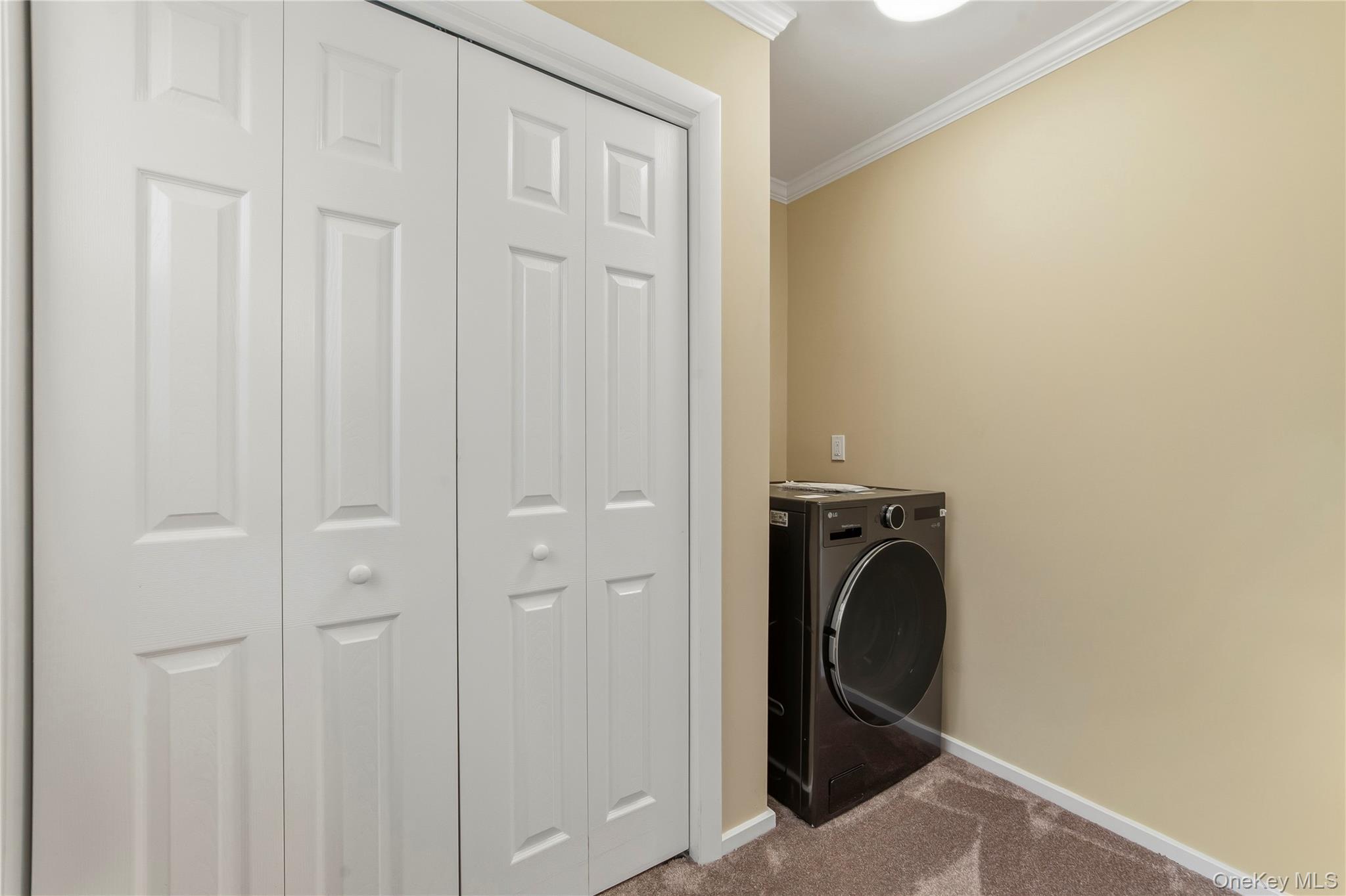 27 Walden Court, Unit J photo 20
