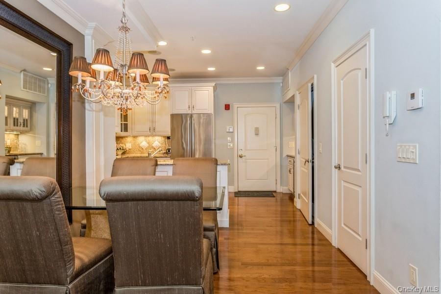1105 Roosevelt Way – For Rent photo 6