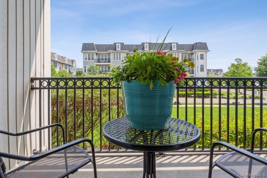 1105 Roosevelt Way – For Rent photo 16