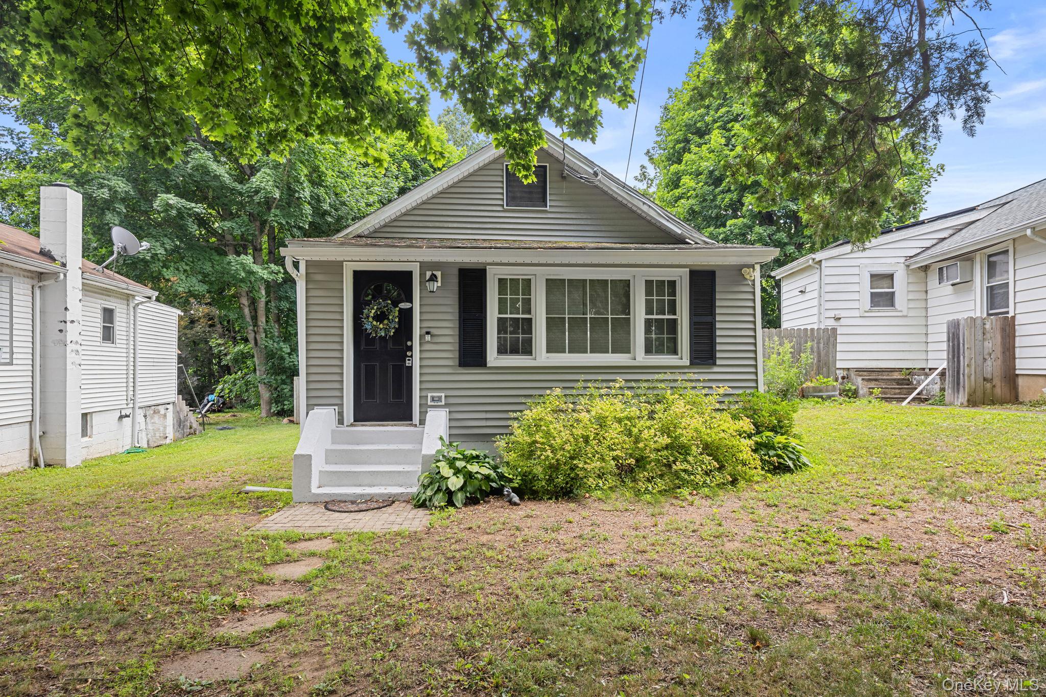 10 Batavia Road – For Sale