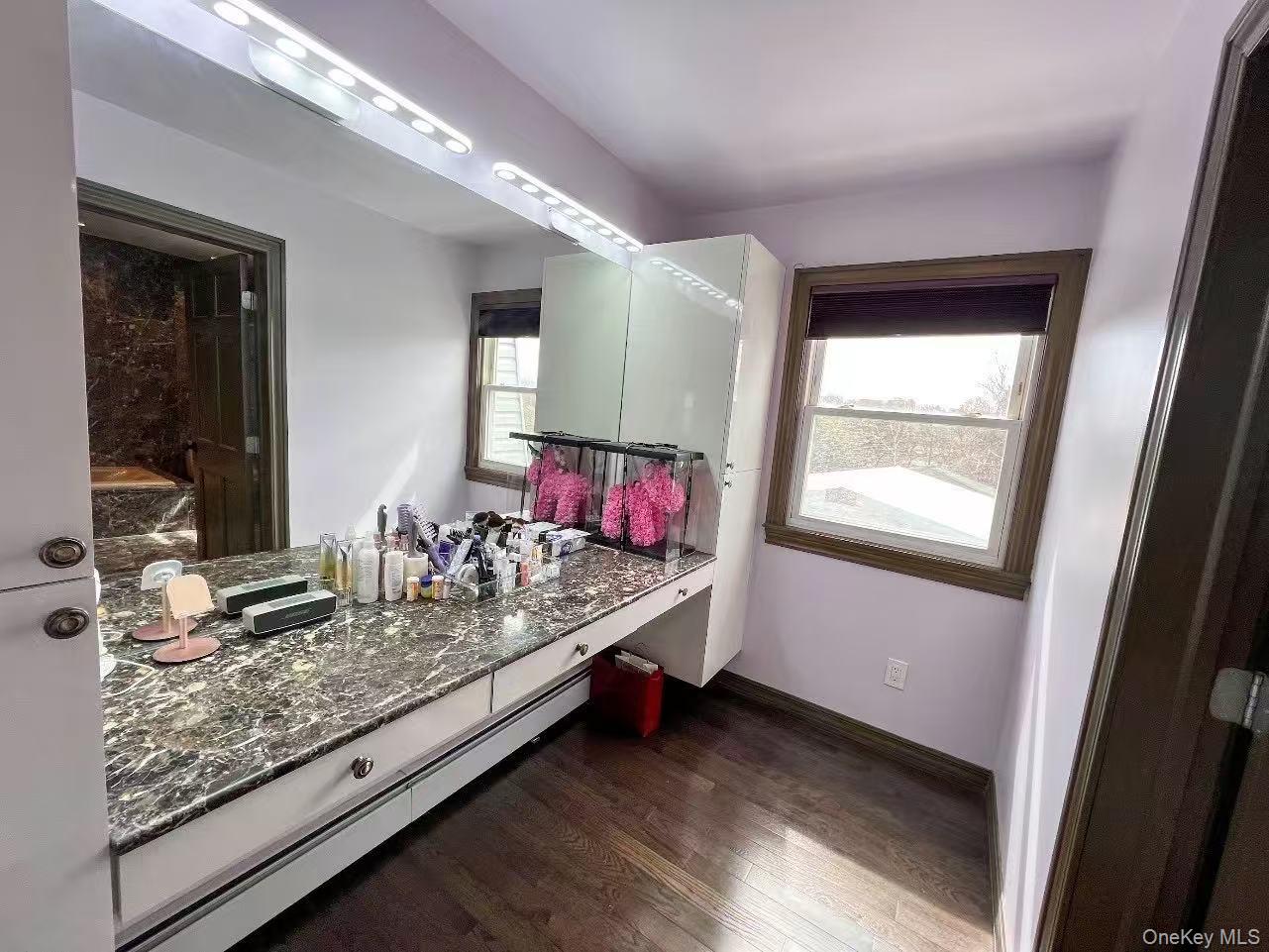 248-50 54ave – For Sale photo 6