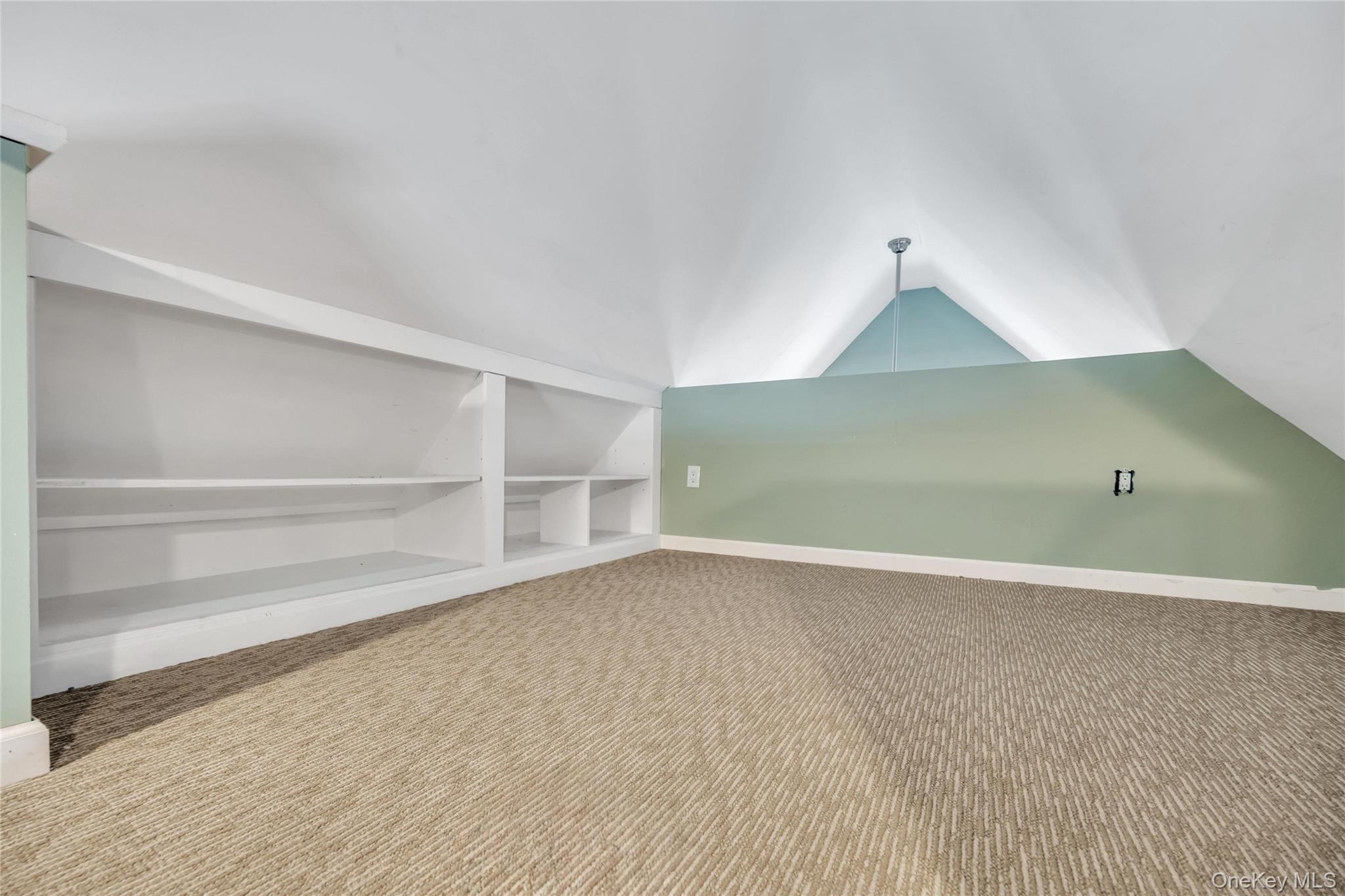 19 Joan Road – For Sale photo 33