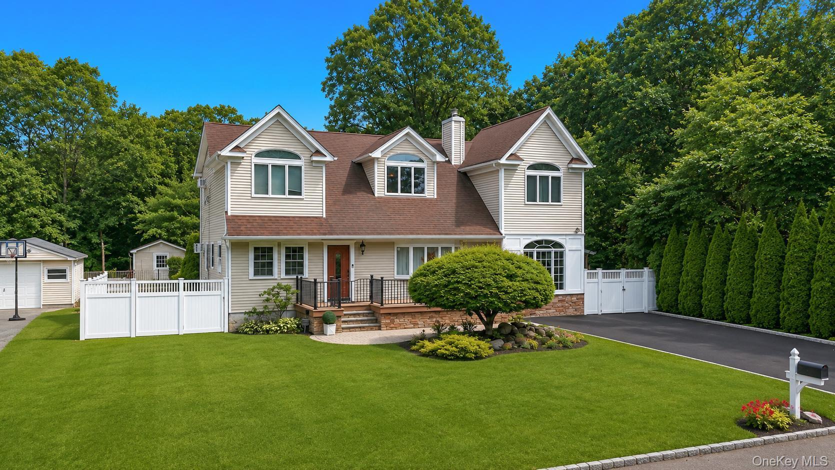 19 Joan Road – For Sale