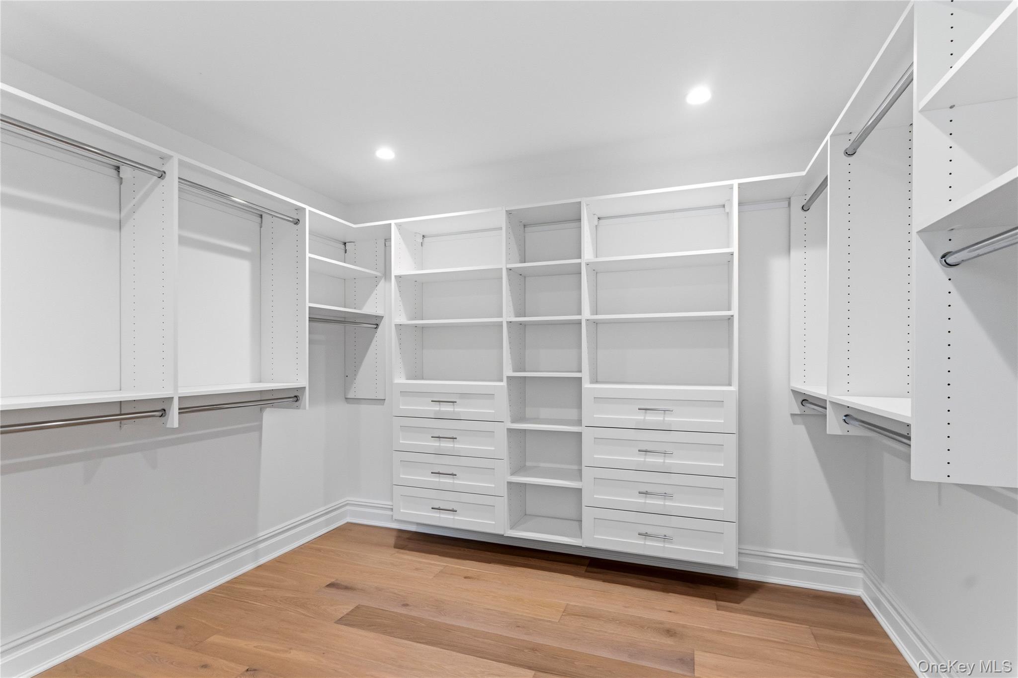 30 B Main Parkway, Unit B photo 32