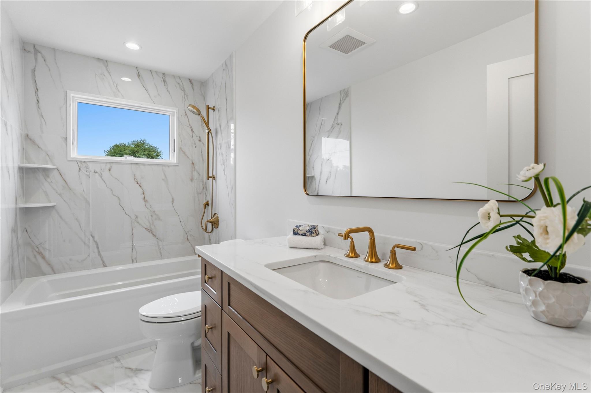 30 B Main Parkway, Unit B photo 41