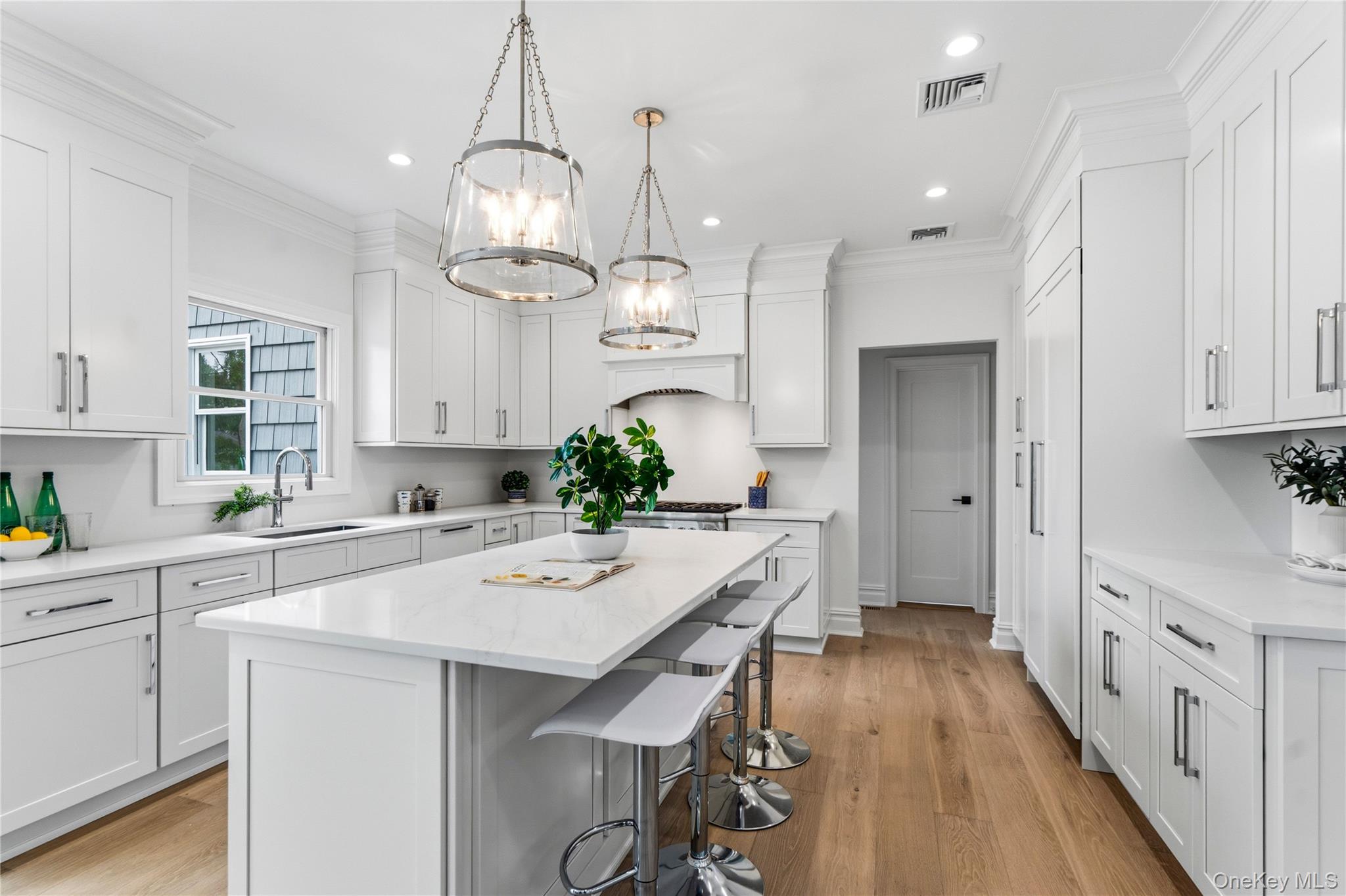 30 B Main Parkway, Unit B photo 17