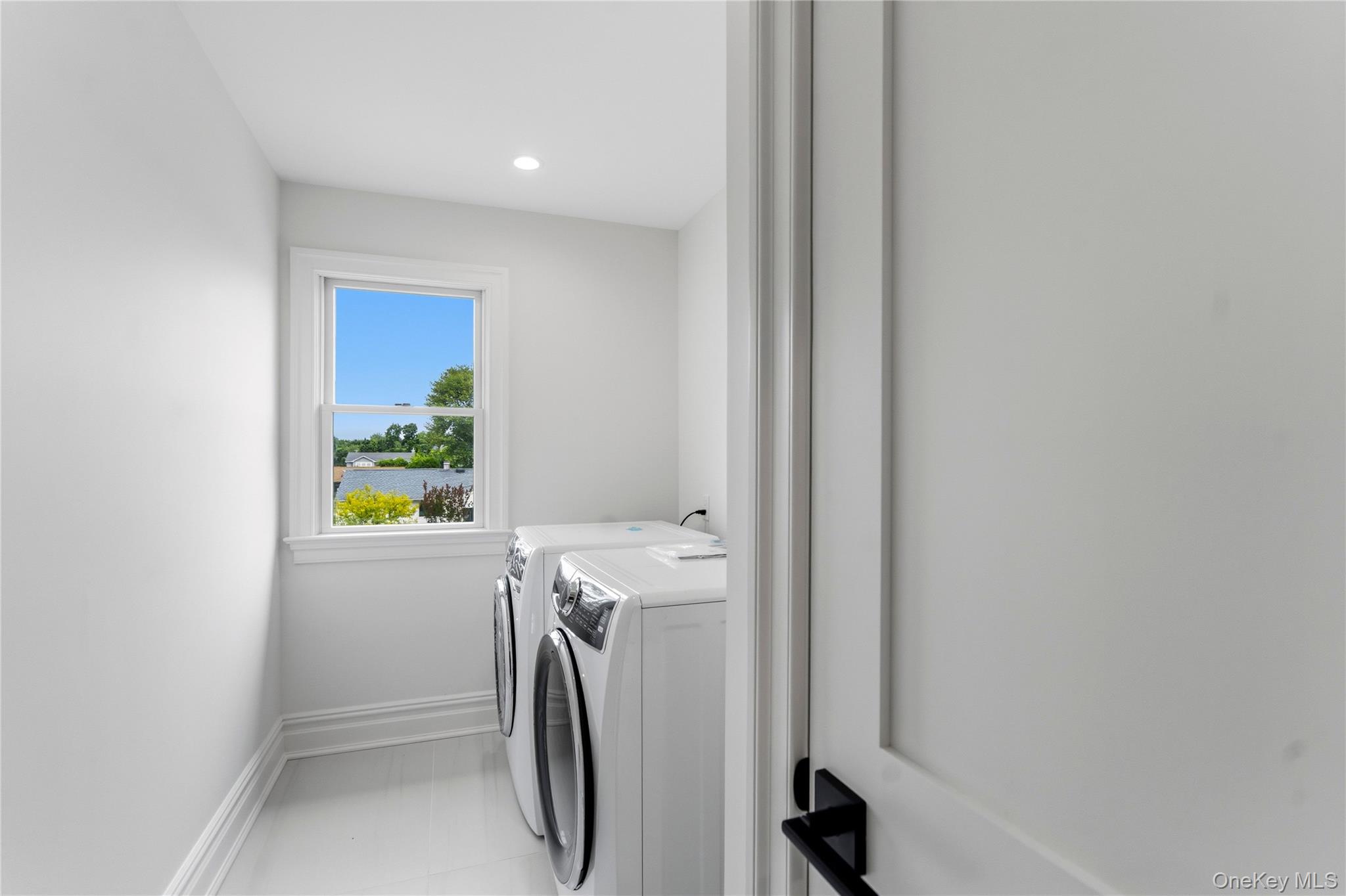 30 B Main Parkway, Unit B photo 29