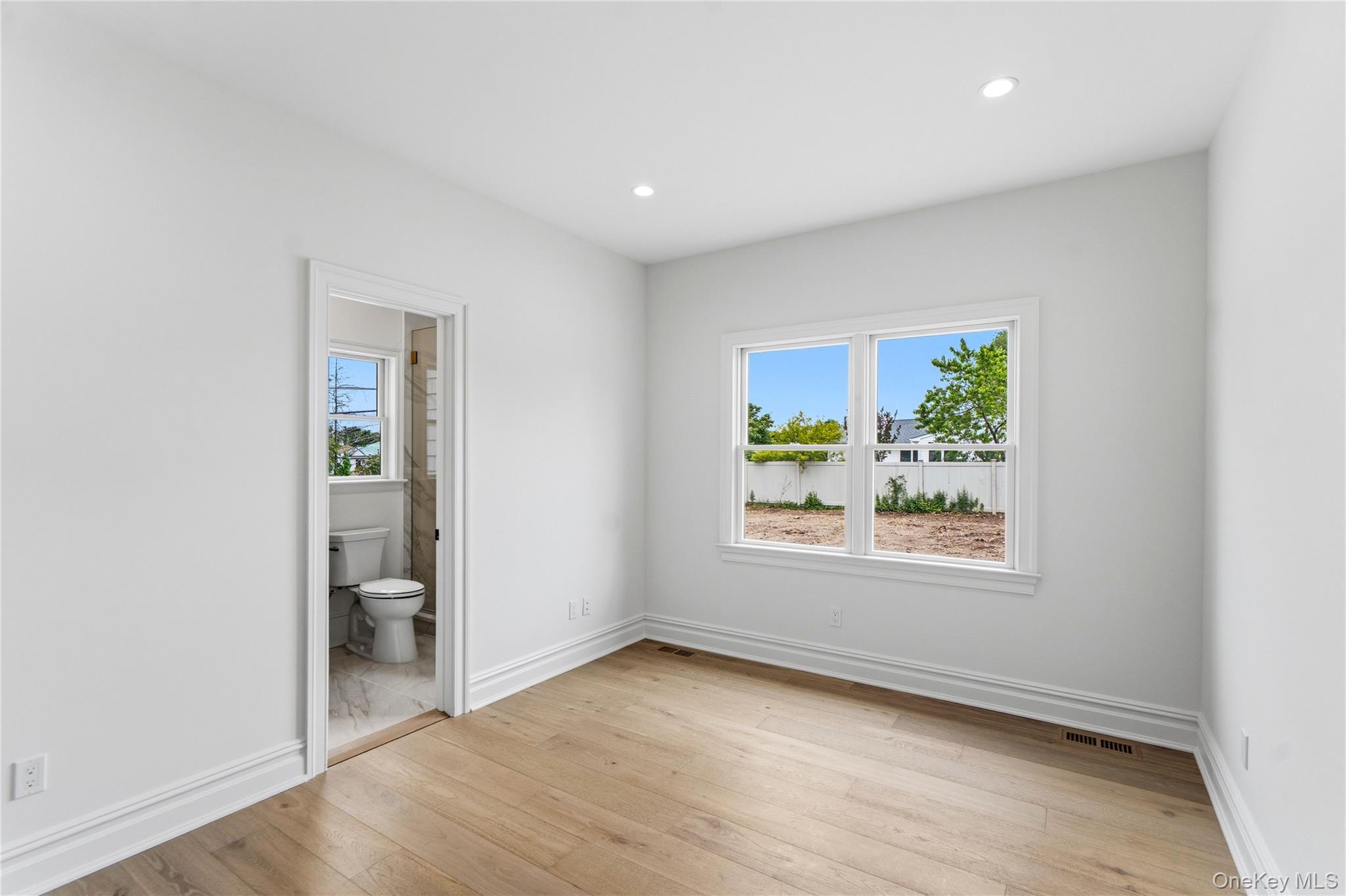 30 B Main Parkway, Unit B photo 24