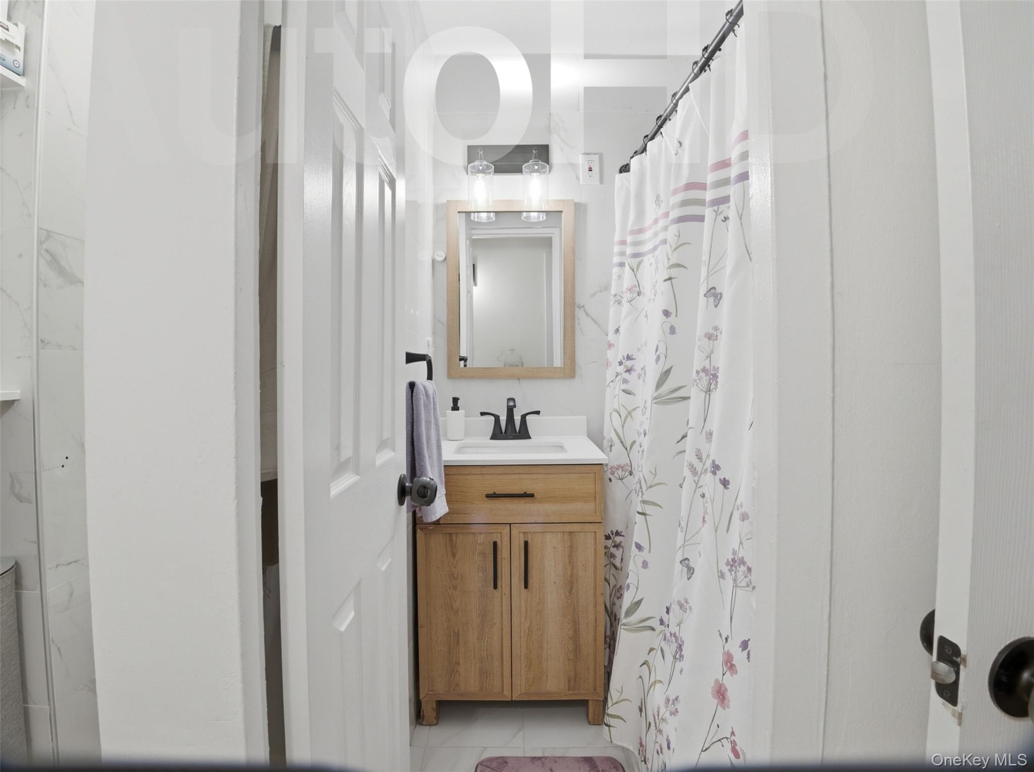 8 Fordham Hill Oval, Unit 1C photo 17