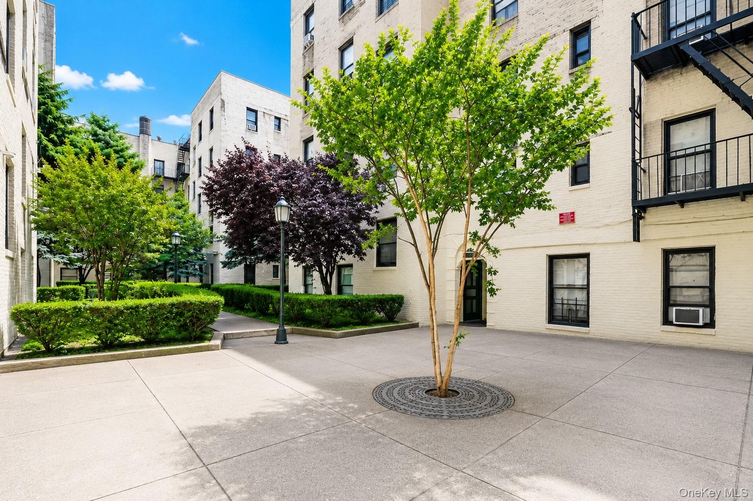 21-15 33st, Unit 4