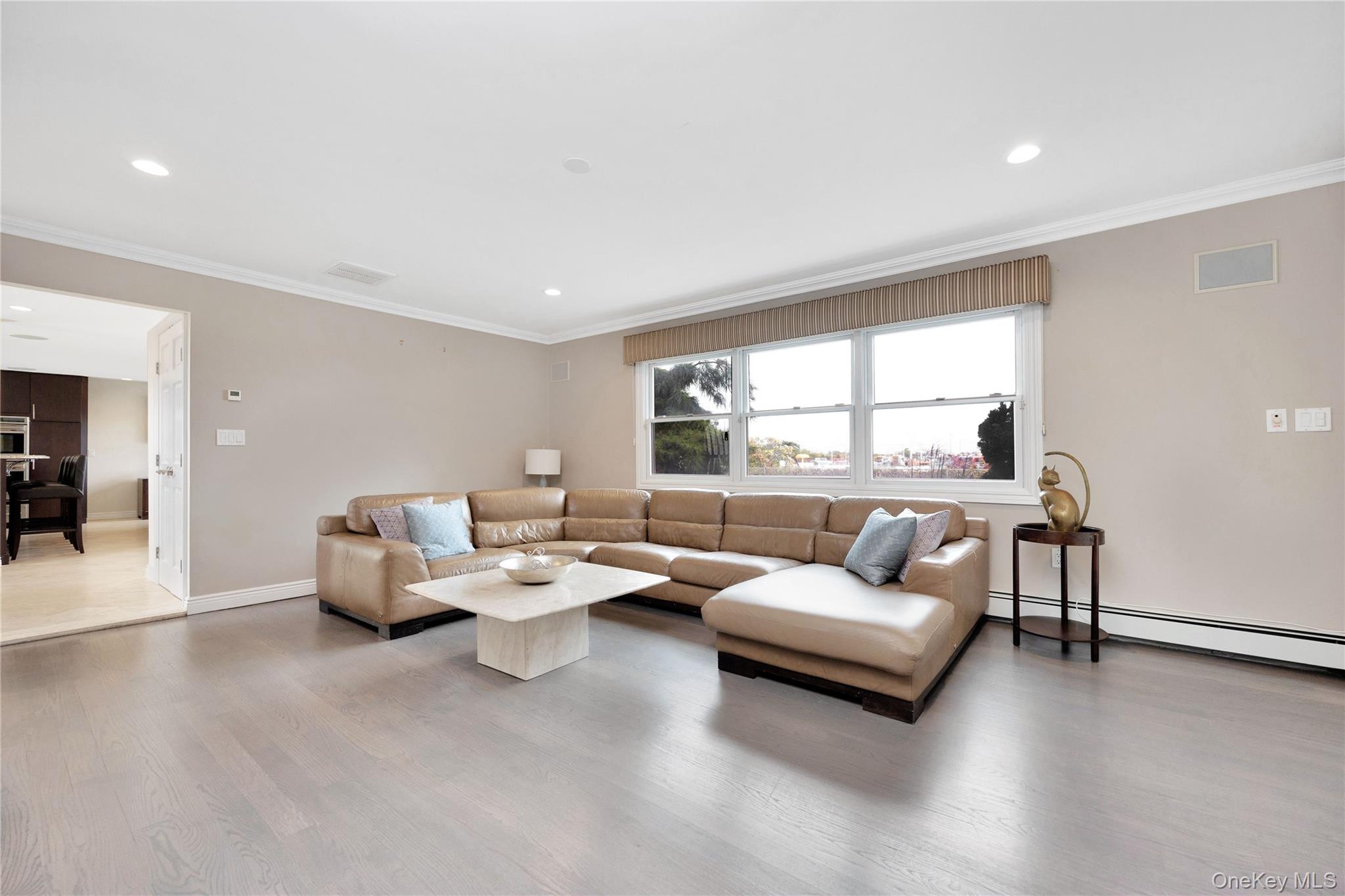 36 Prescott St – For Sale photo 23