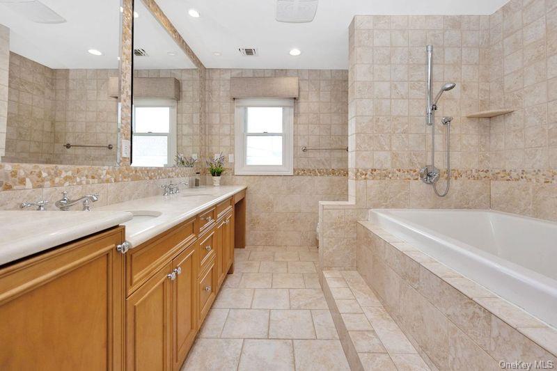 36 Prescott St – For Sale photo 37
