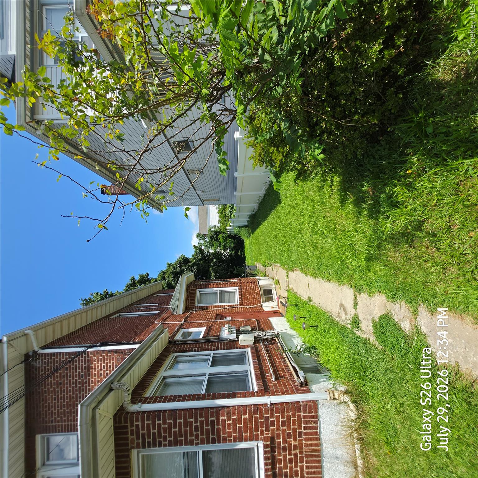 218-17 104th Avenue – For Sale photo 2