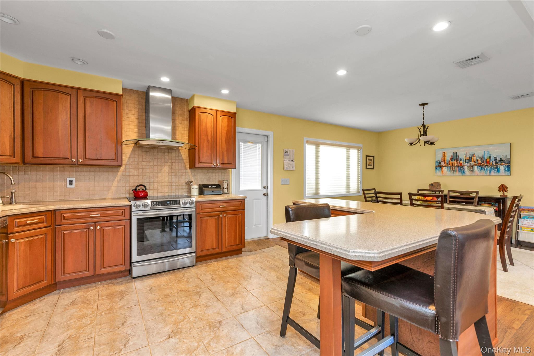 90 Virginia Drive – For Sale photo 7