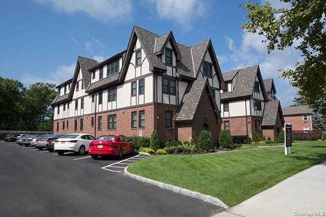 78 South Clinton Avenue, Unit 3B