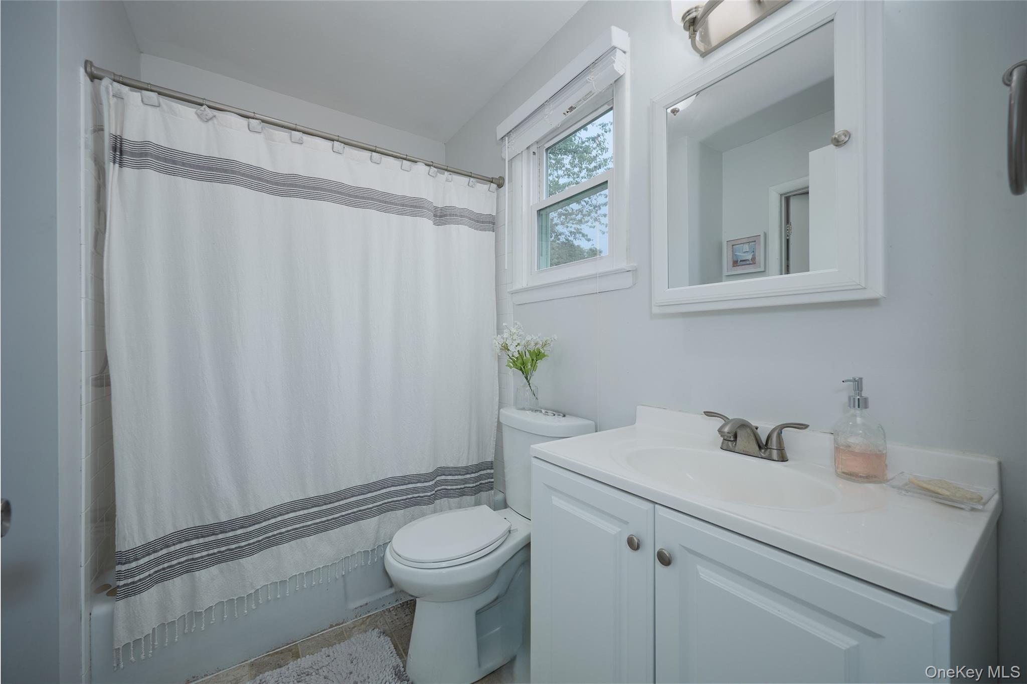 181 N Grand Avenue – For Sale photo 28