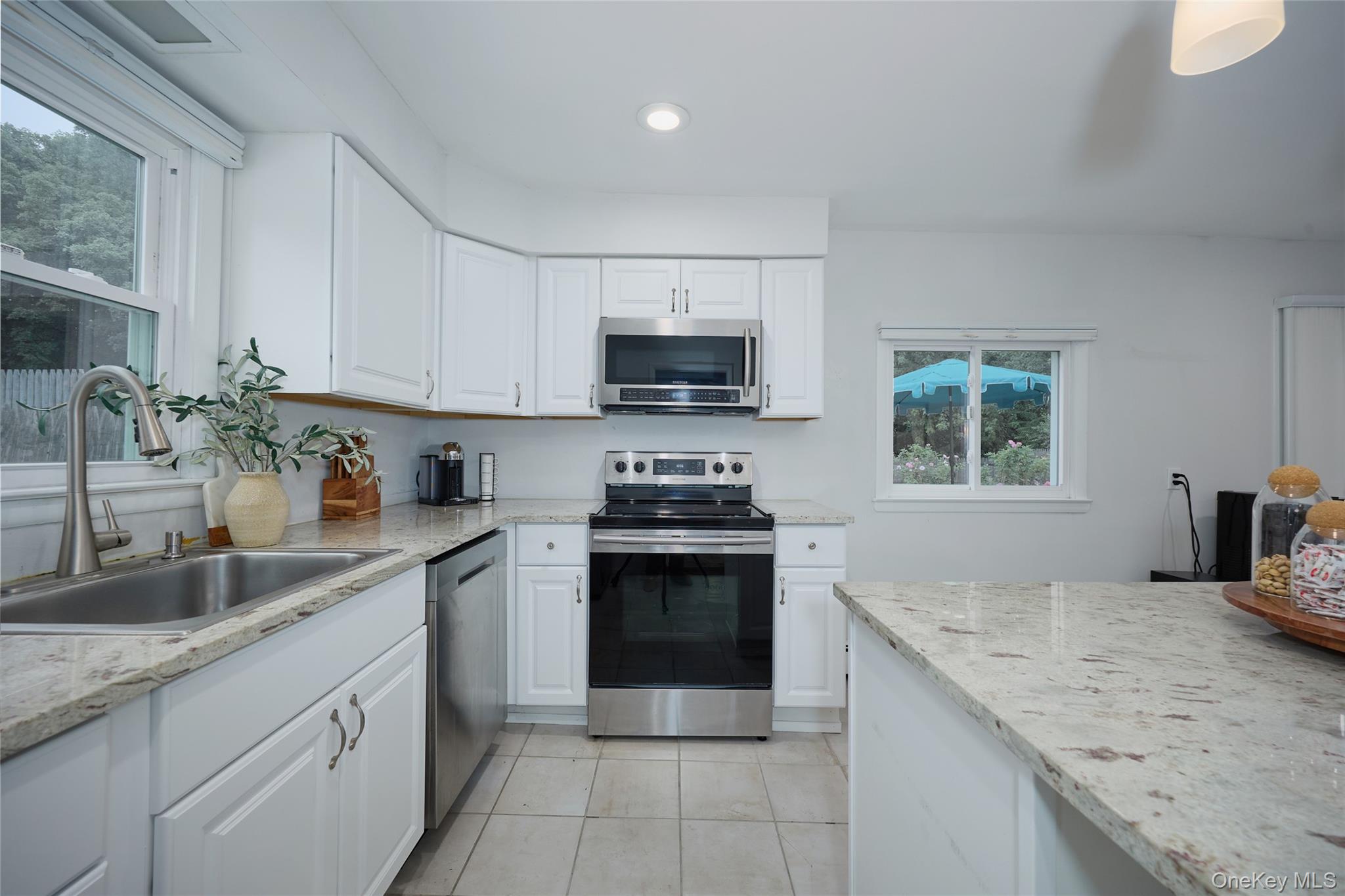181 N Grand Avenue – For Sale photo 23