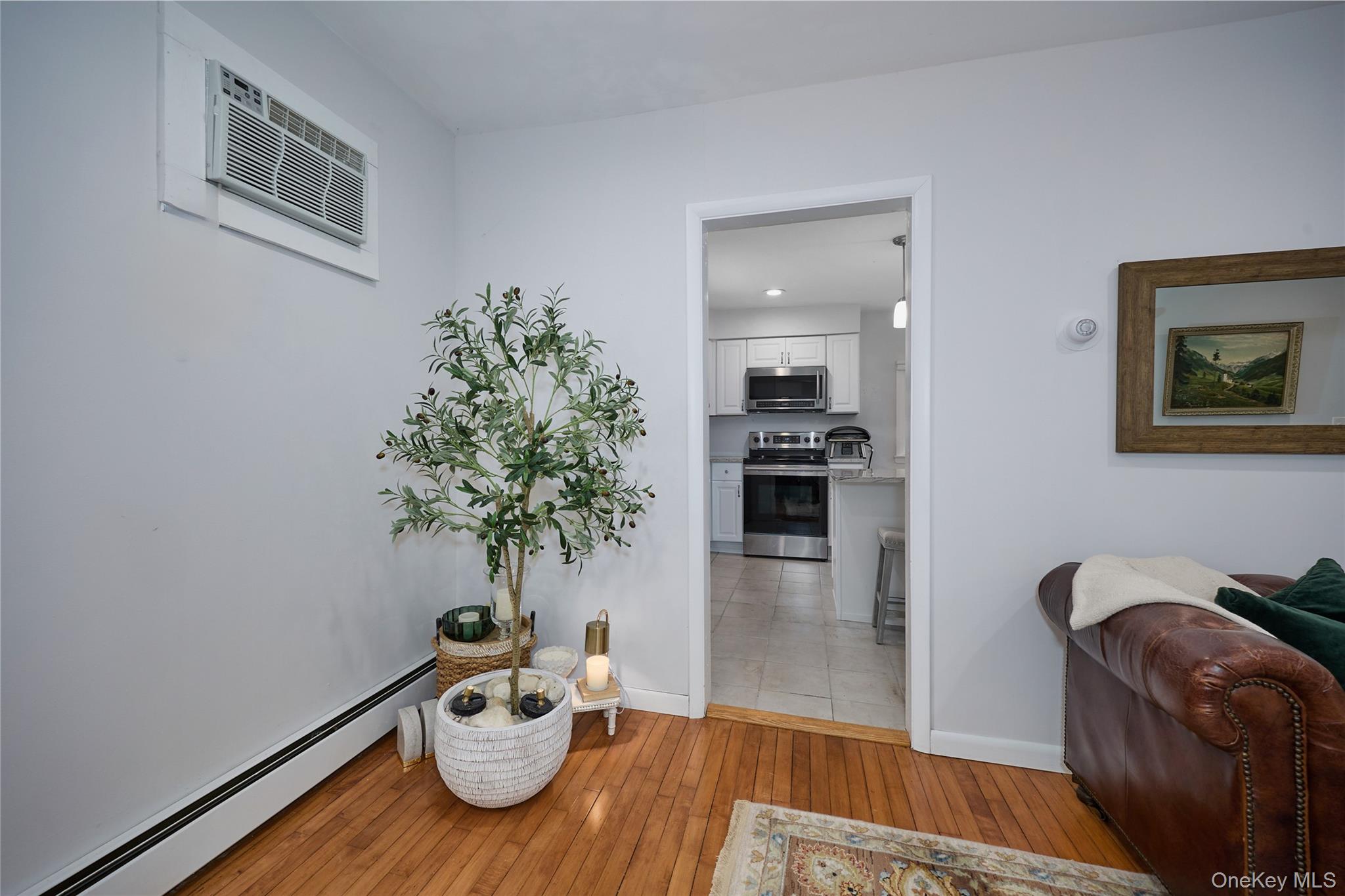 181 N Grand Avenue – For Sale photo 9