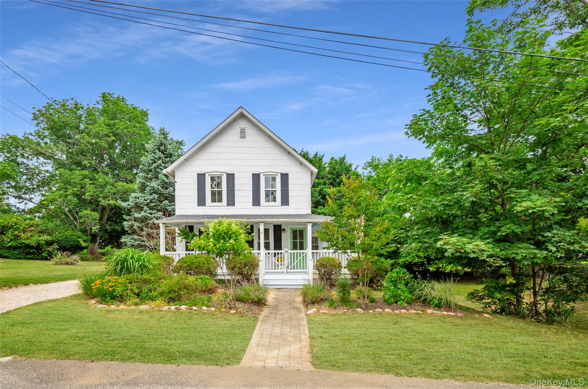 6 Oxford Avenue – For Sale