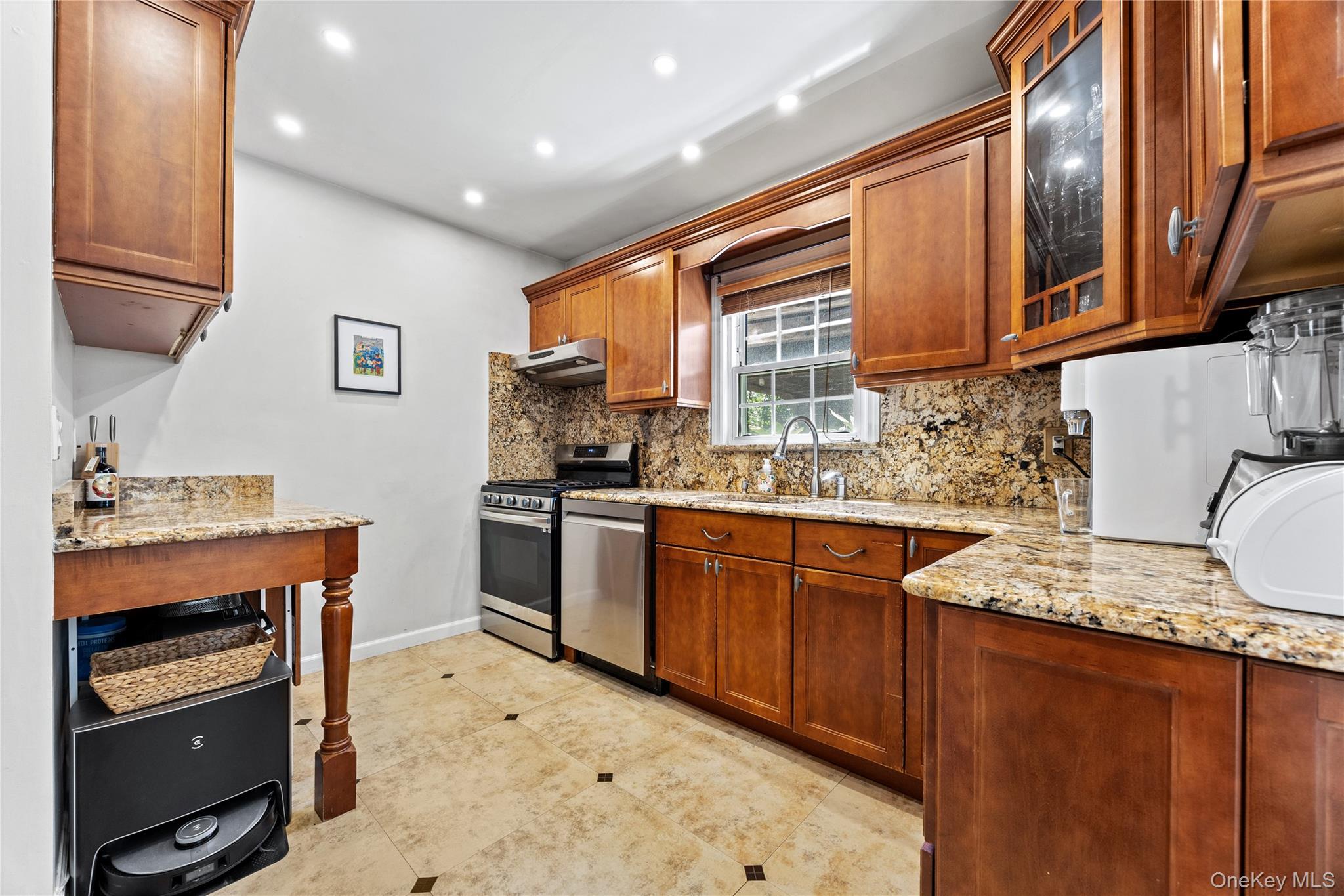 82 Superior Road – For Sale photo 7