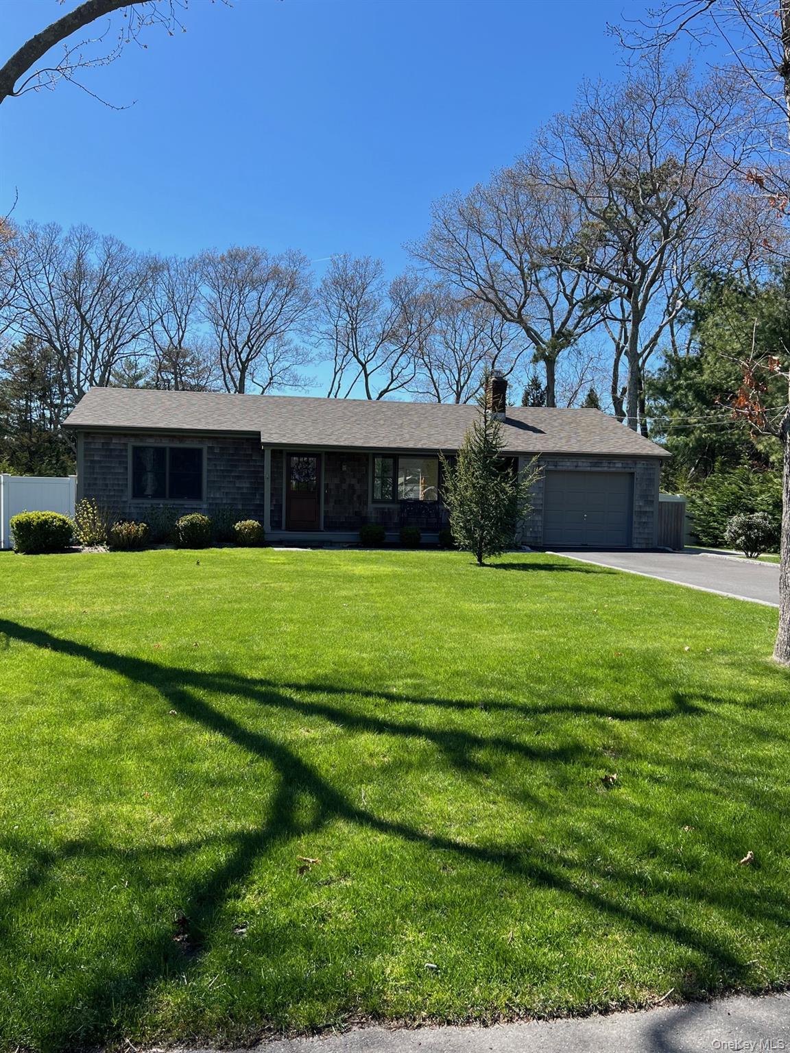 69 Rogers Avenue – For Rent