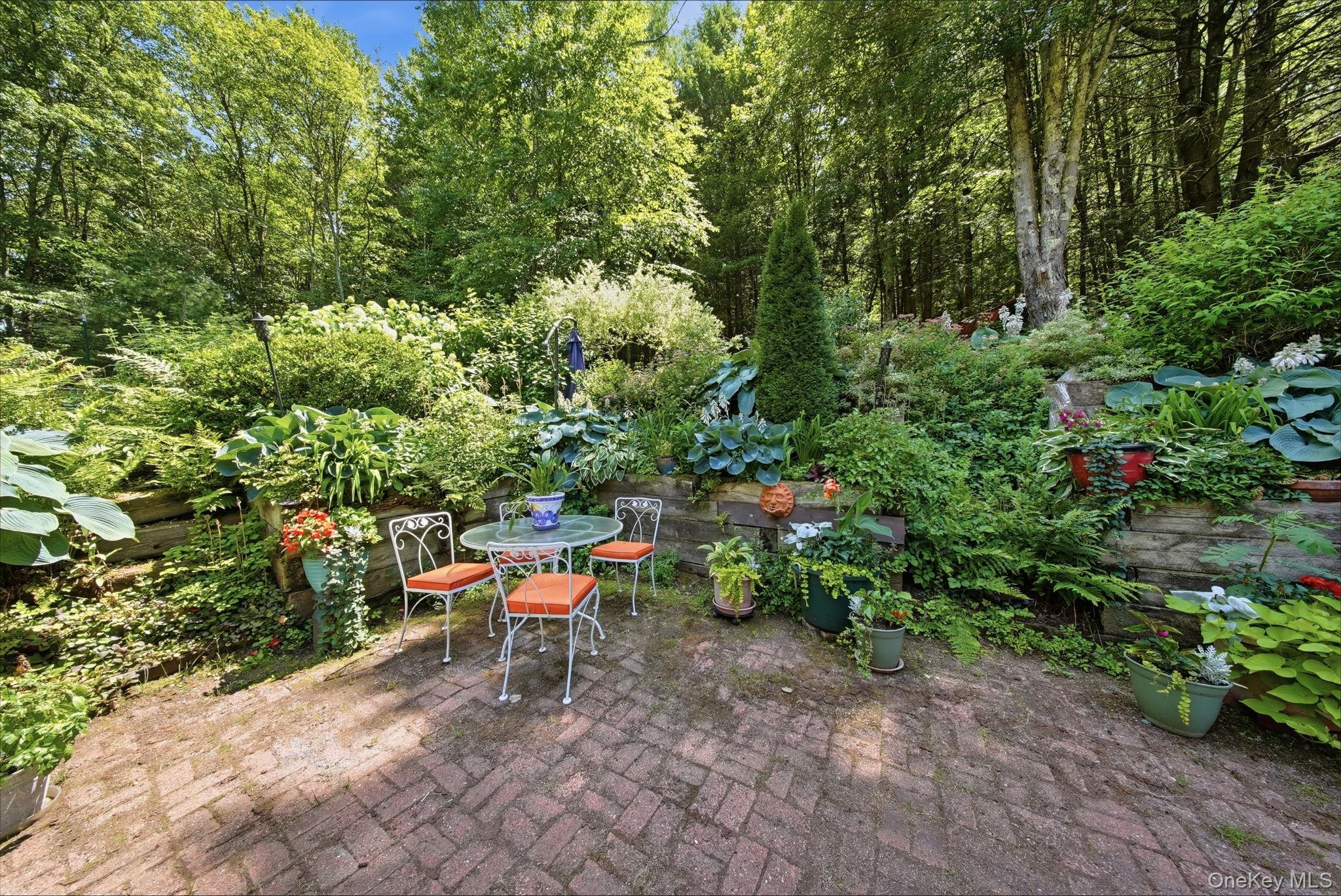 10 Church Road – For Sale photo 23