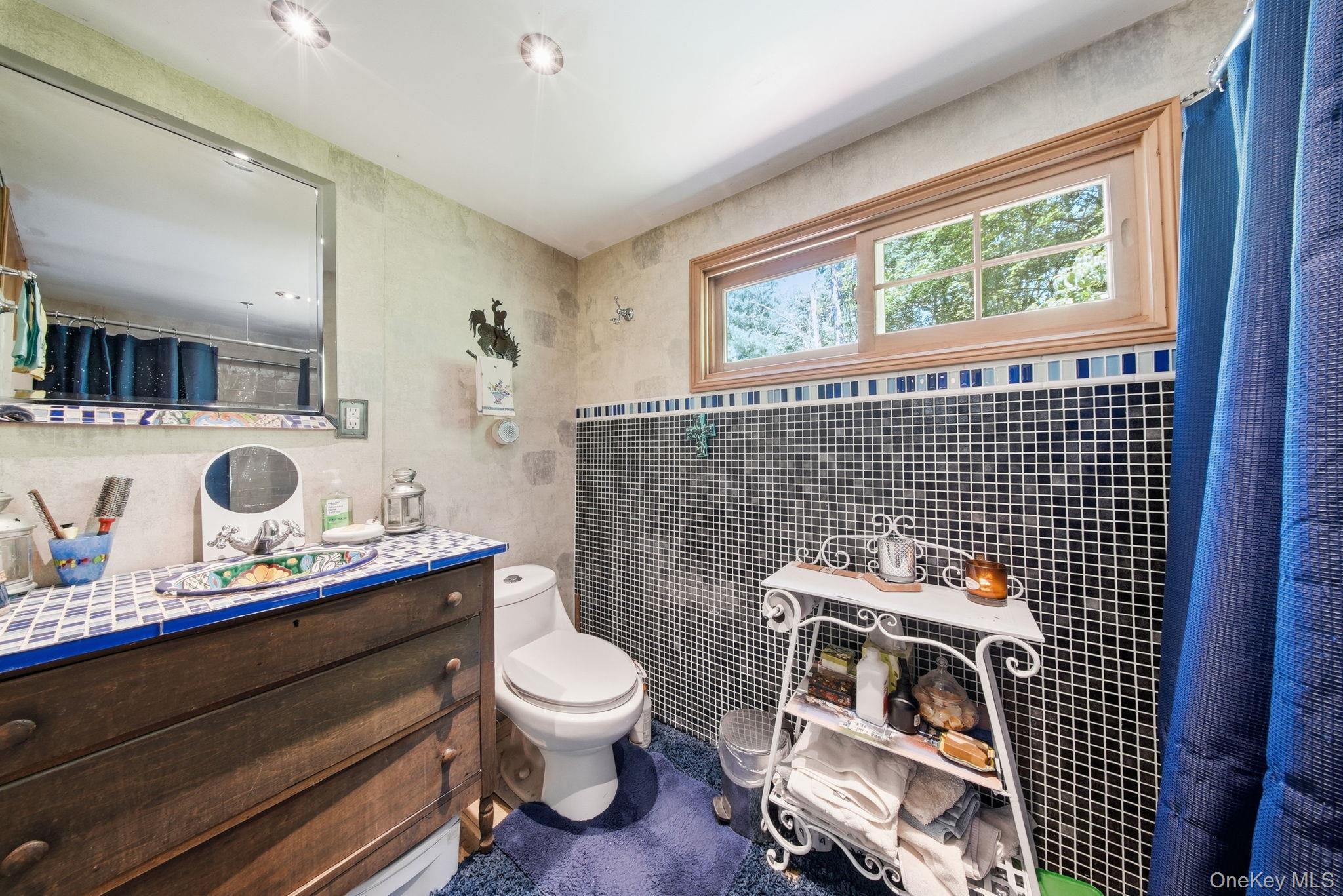 10 Church Road – For Sale photo 18