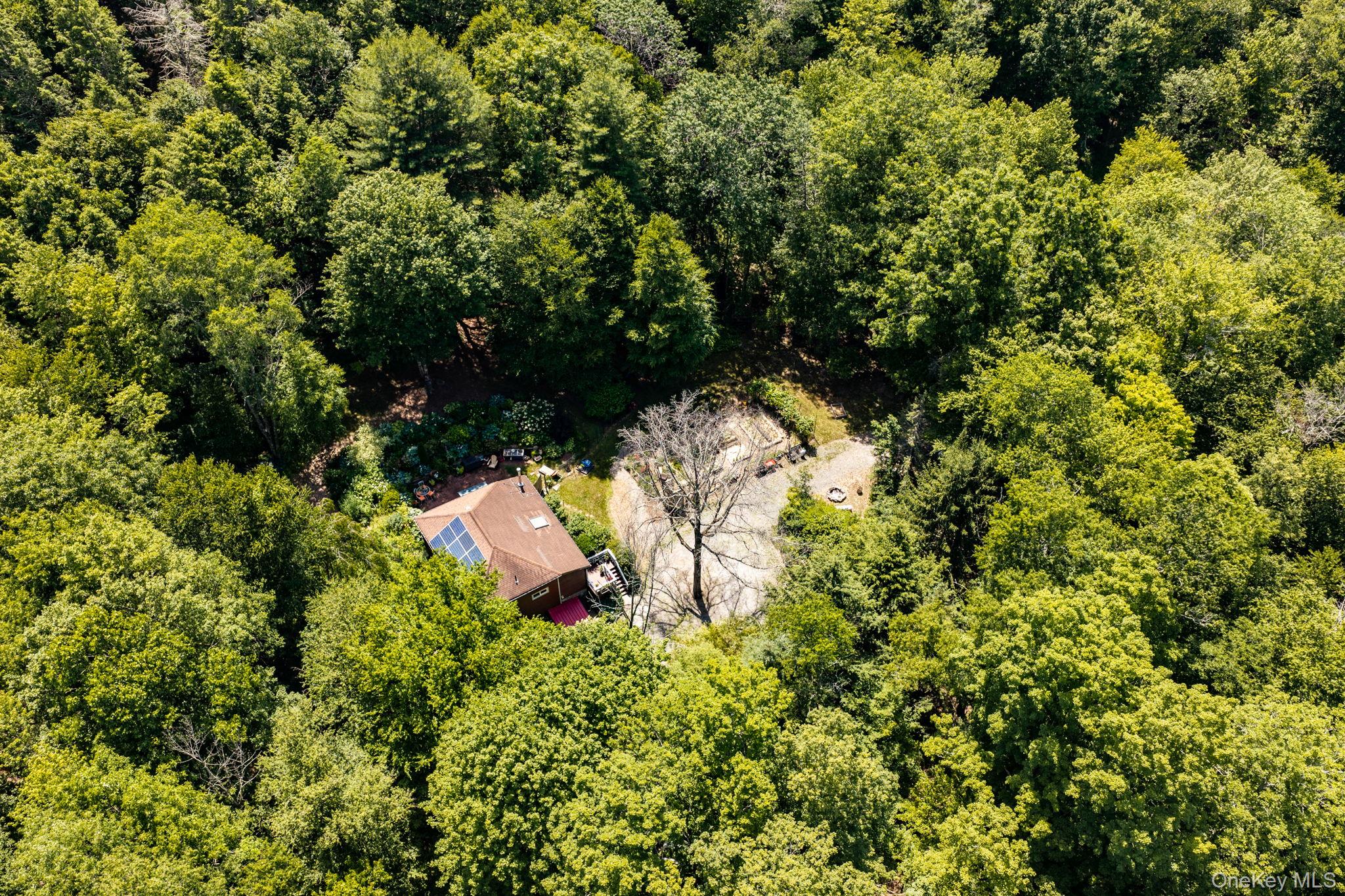 10 Church Road – For Sale photo 44