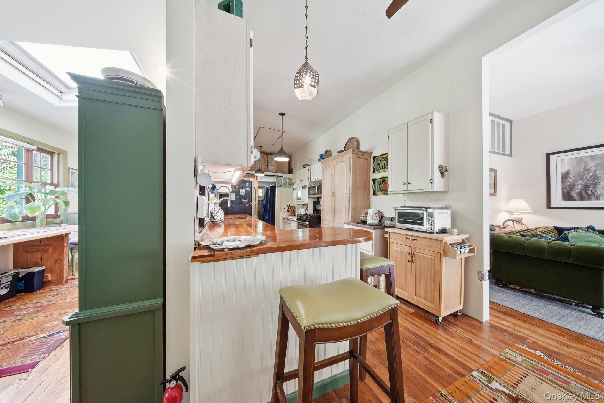 10 Church Road – For Sale photo 10