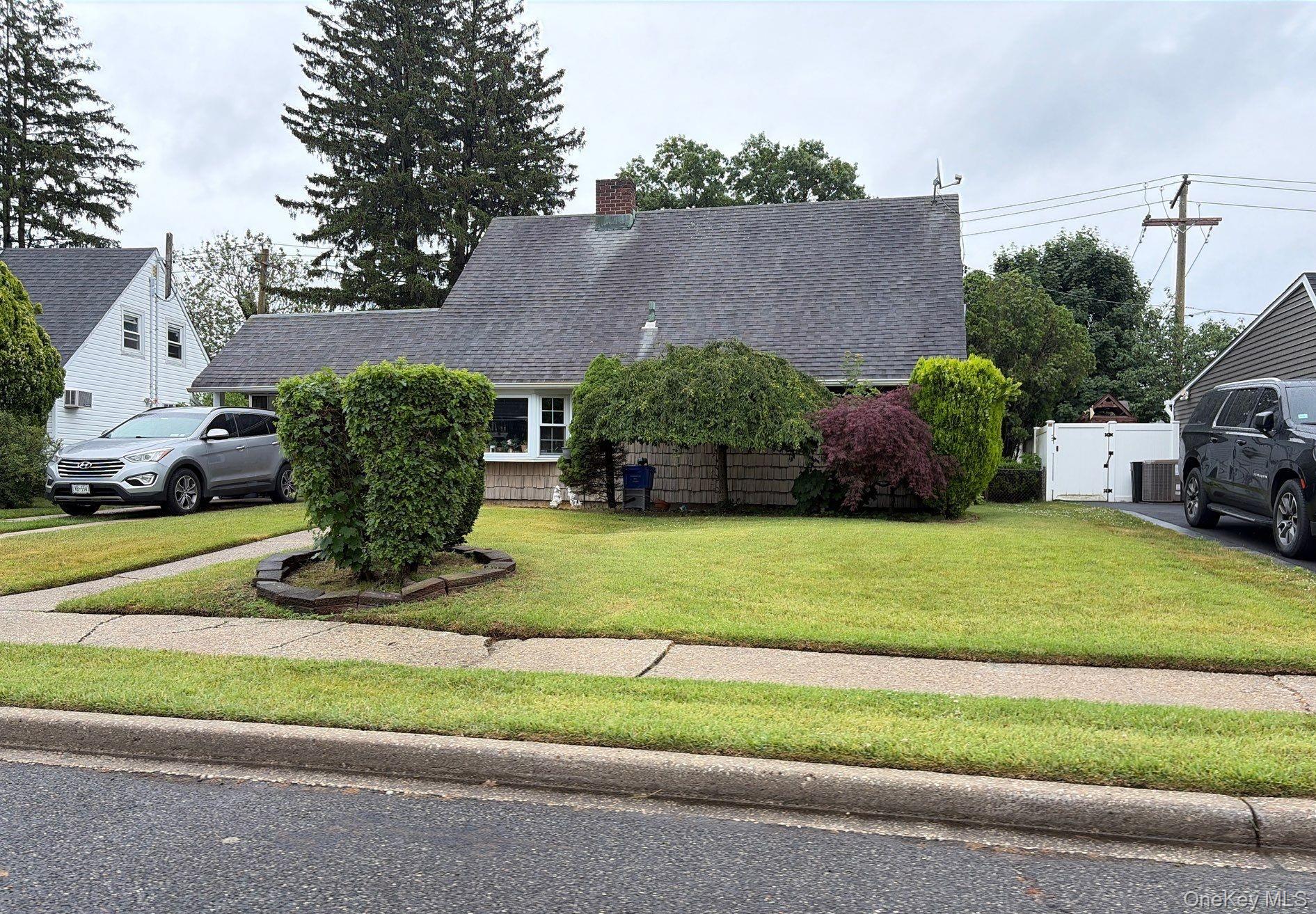 7 Mockingbird Lane – For Sale photo 4