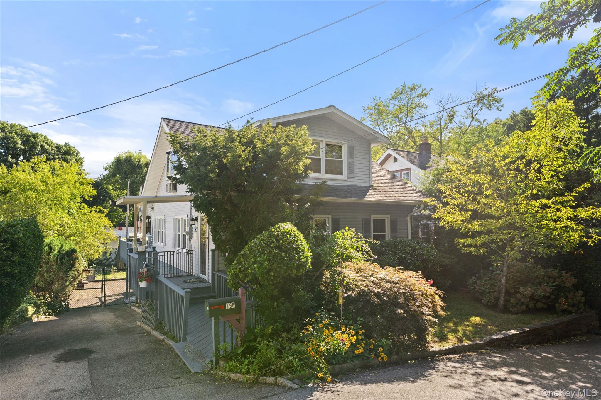 396 Farragut Avenue – For Sale photo 2