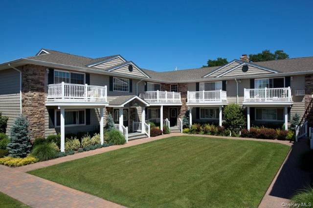 45 Golden Avenue, Unit 1W
