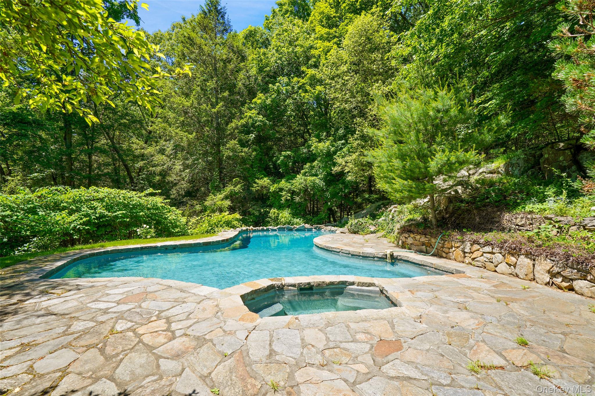 72 Old Mill River Road – For Sale photo 25