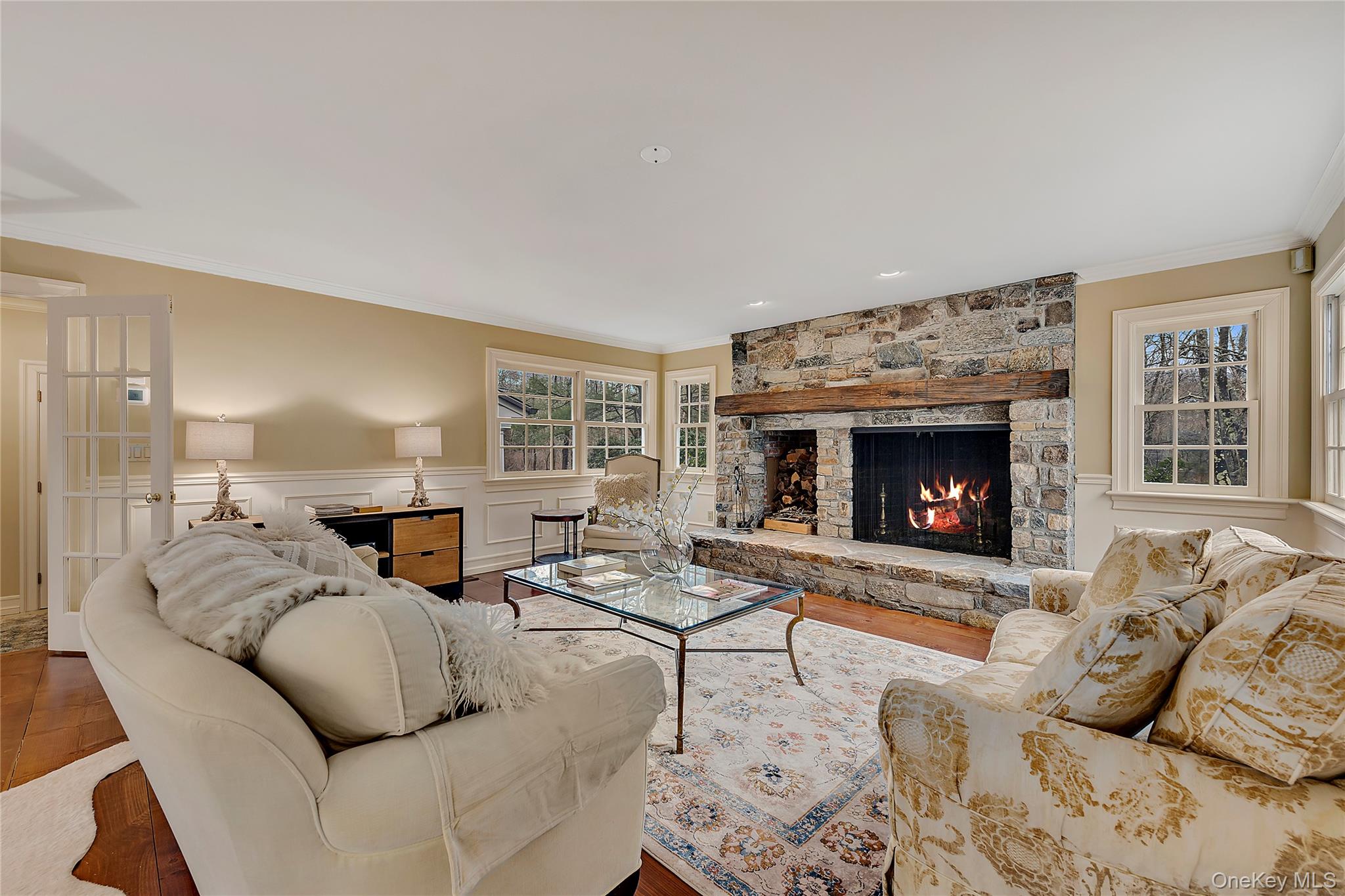 72 Old Mill River Road – For Sale photo 5
