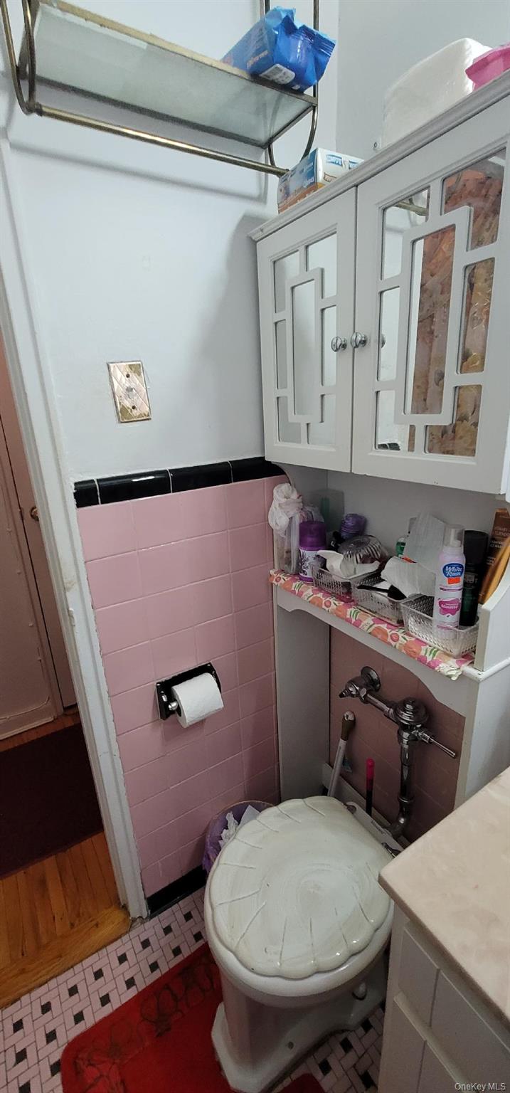 112-25 34th Avenue, Unit 2A photo 6