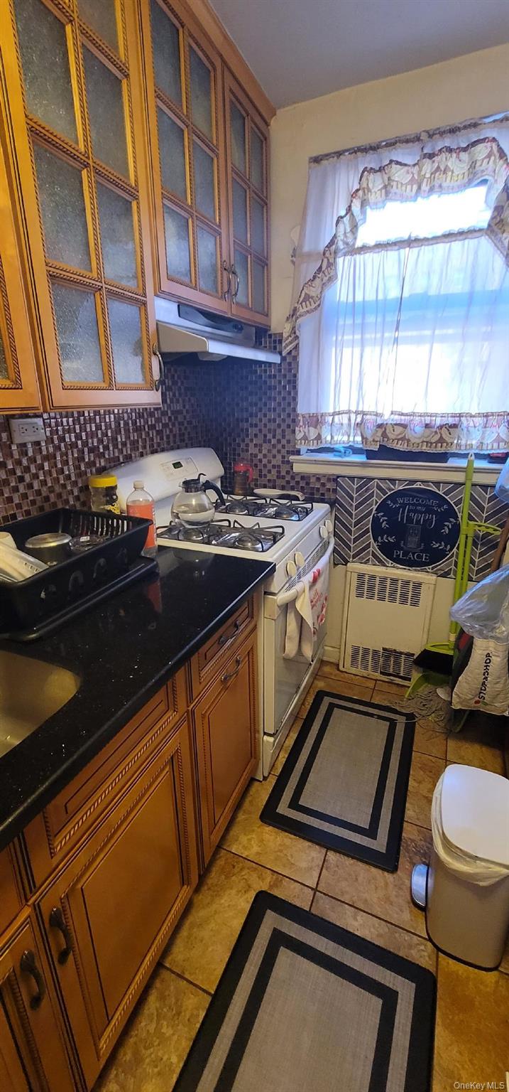 112-25 34th Avenue, Unit 2A photo 3