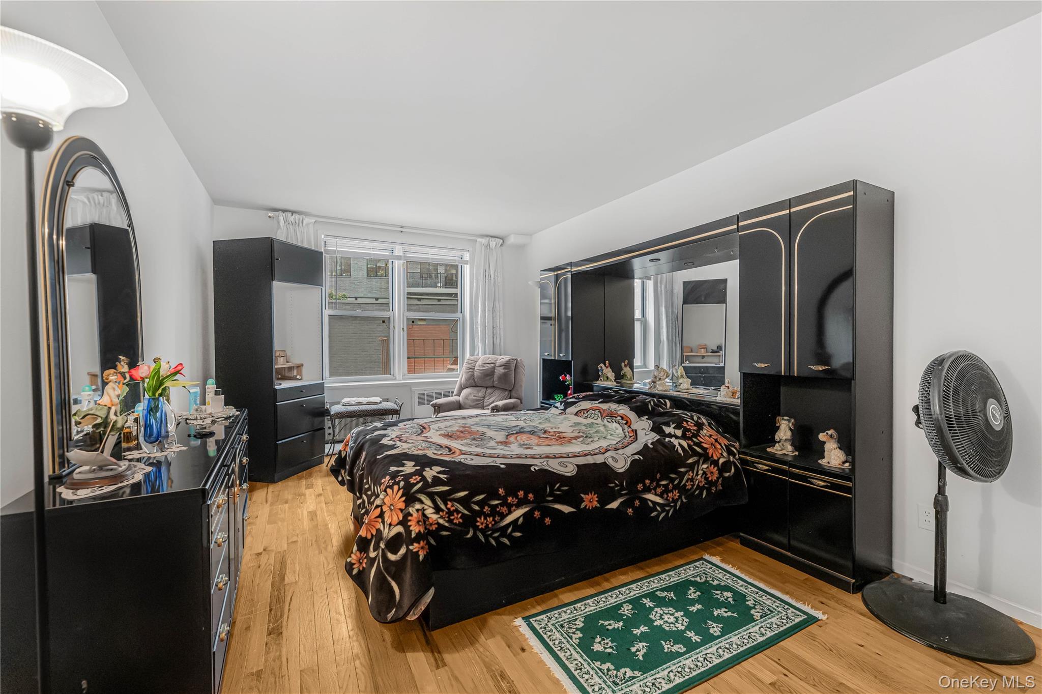 2736 Independence Avenue, Unit 2B photo 9