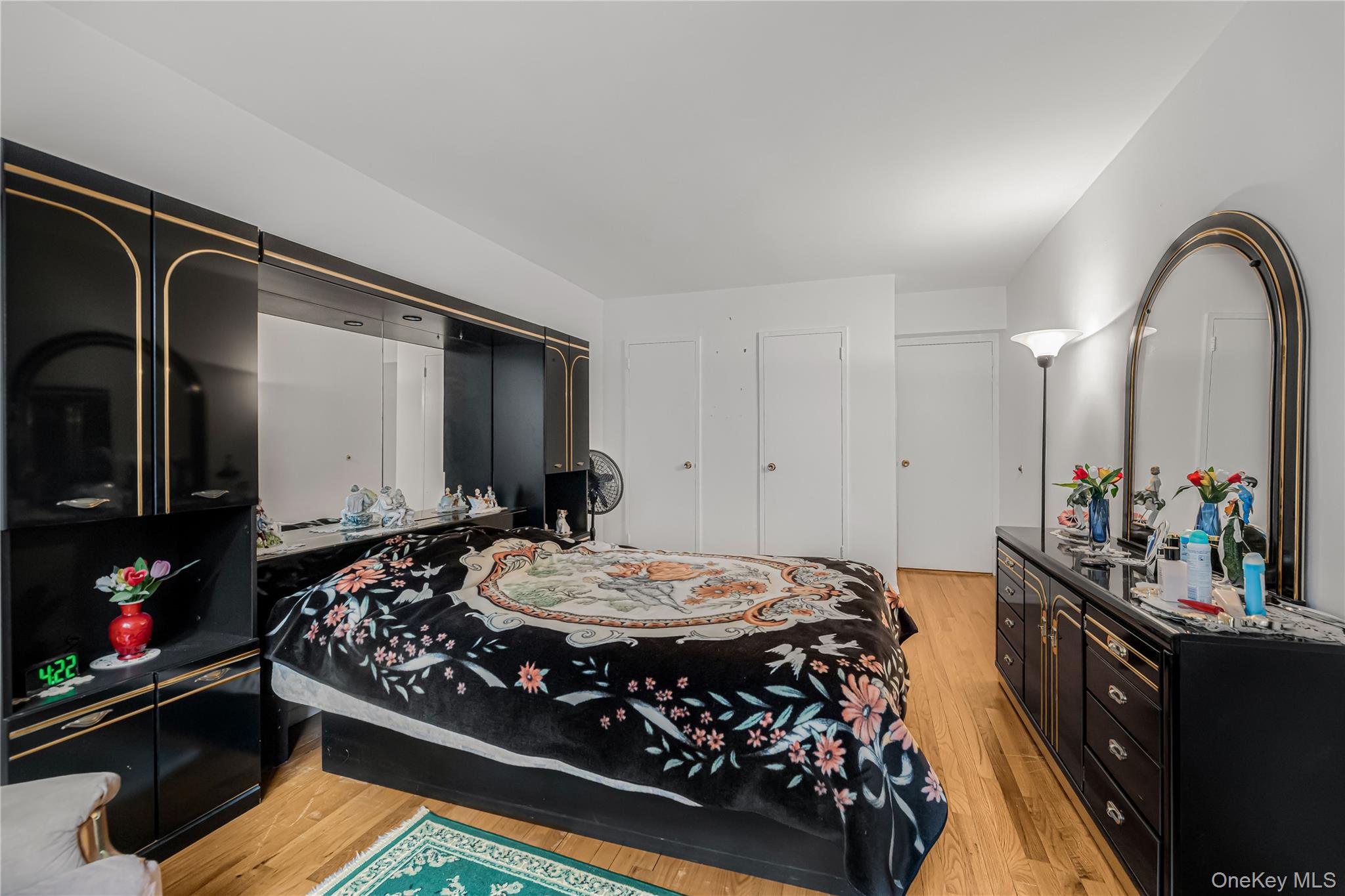 2736 Independence Avenue, Unit 2B photo 10