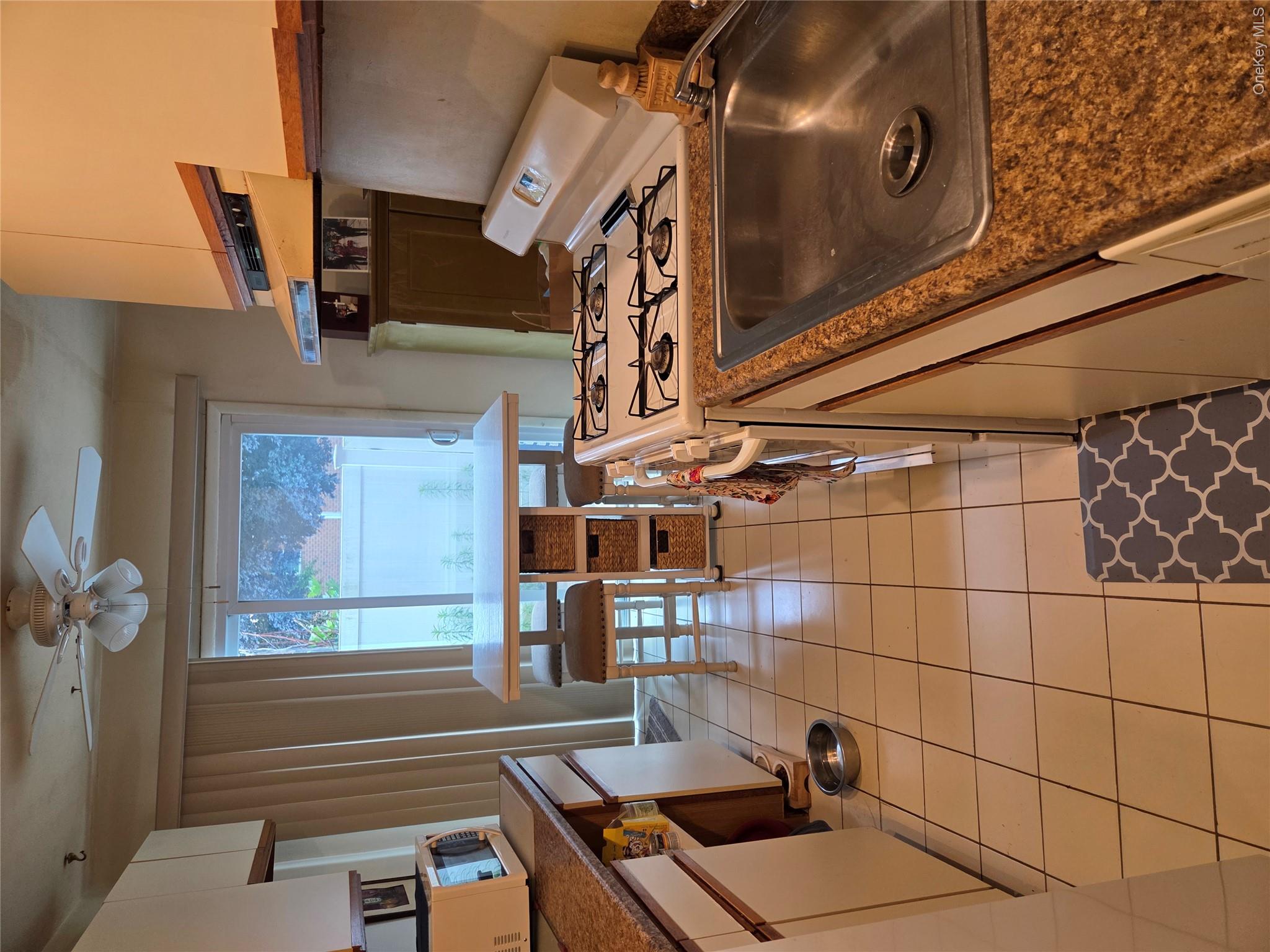 460 Old Town Road, Unit 3C photo 11