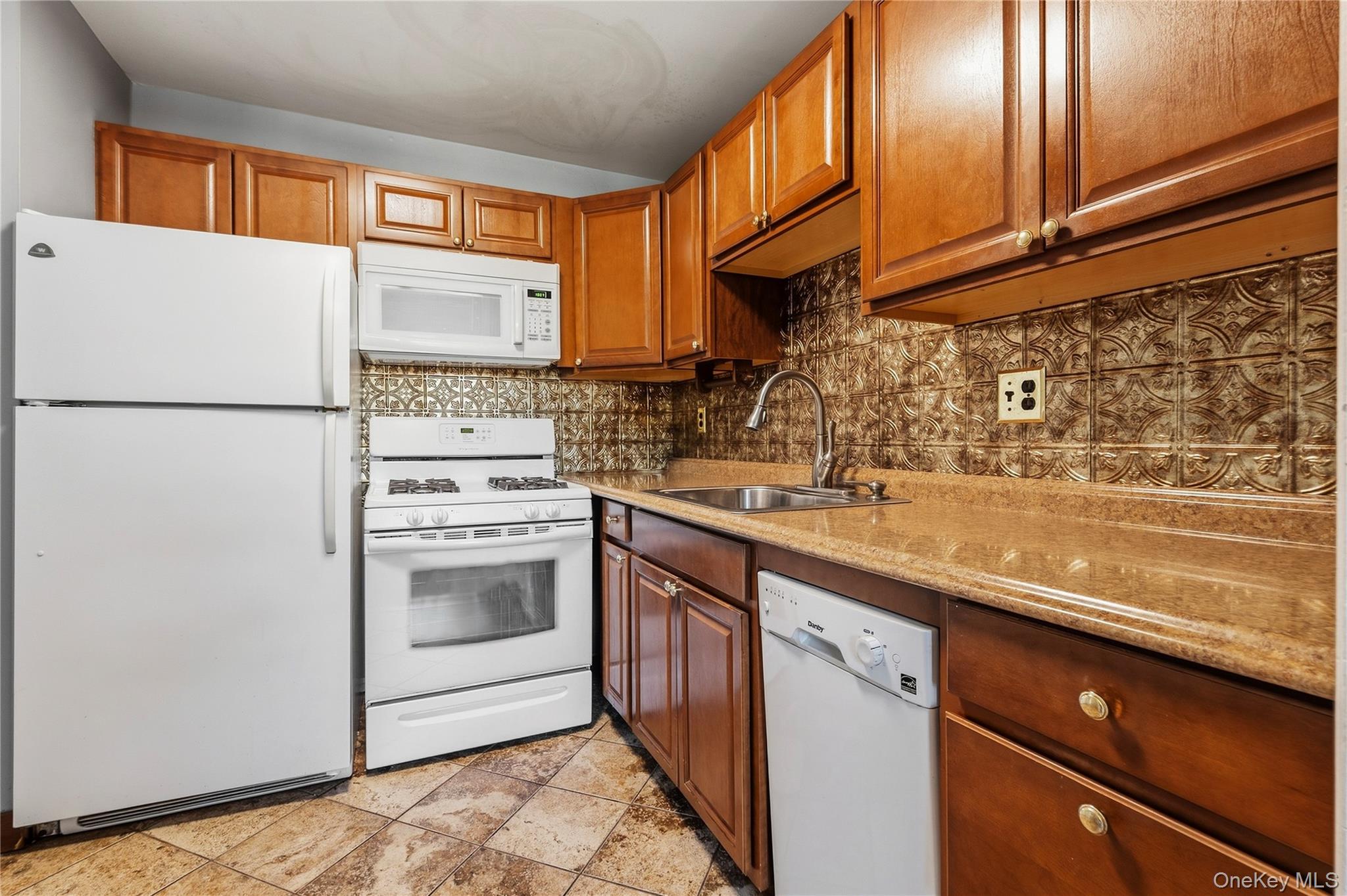 9 Dove Court, Unit Q photo 4