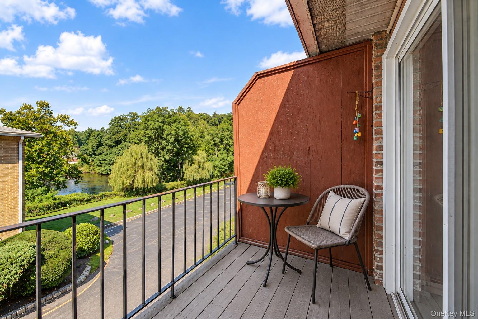 9 Dove Court, Unit Q photo 6