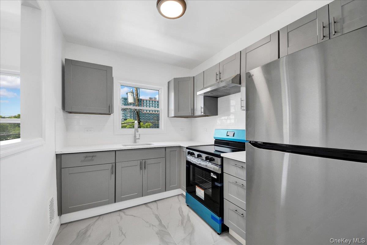 35 S Terrace Avenue – For Sale photo 9