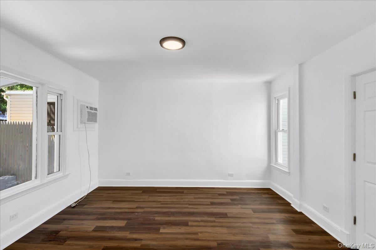35 S Terrace Avenue – For Sale photo 20