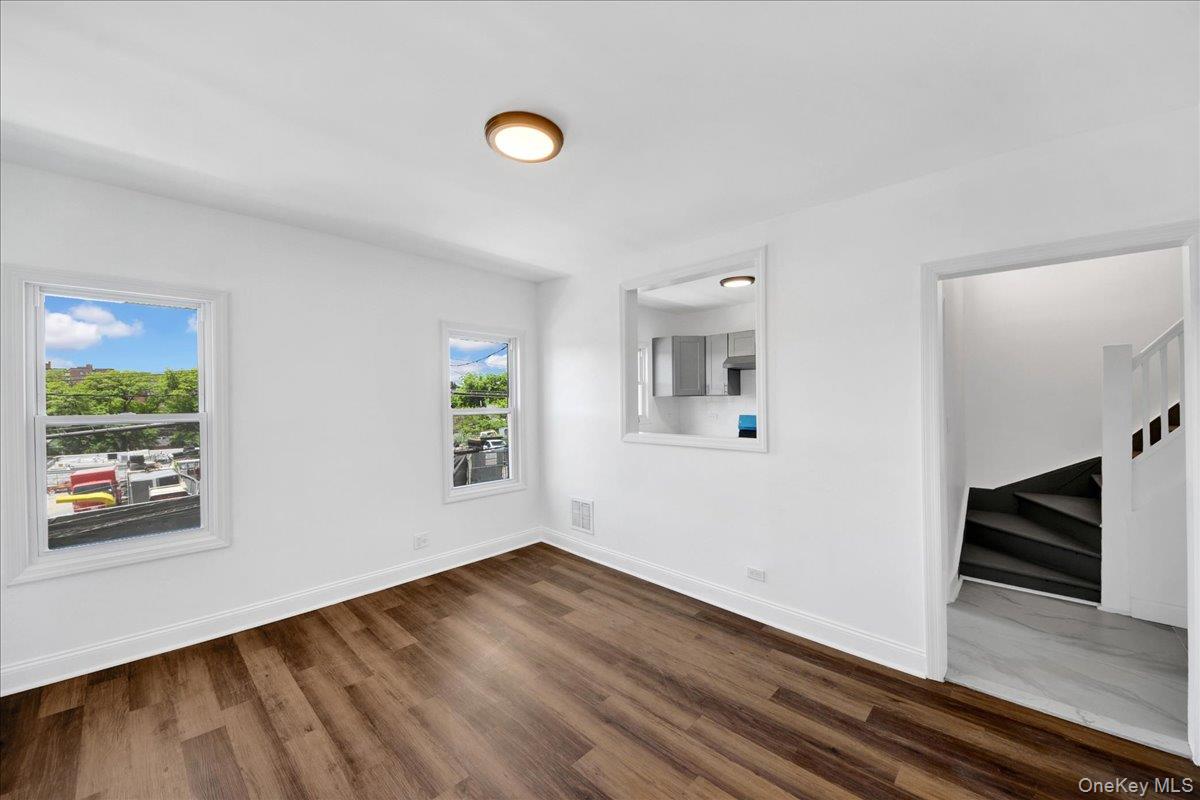 35 S Terrace Avenue – For Sale photo 6